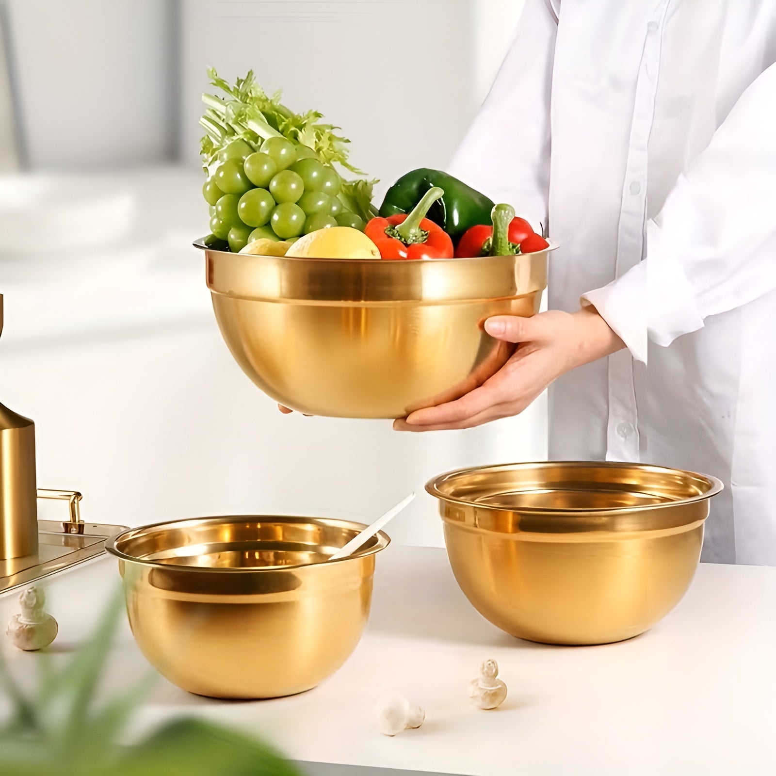 14-delt Gullfarget Bollesett – Elegant Og Praktisk | Perfekt Til Matlaging, Baking Og Servering