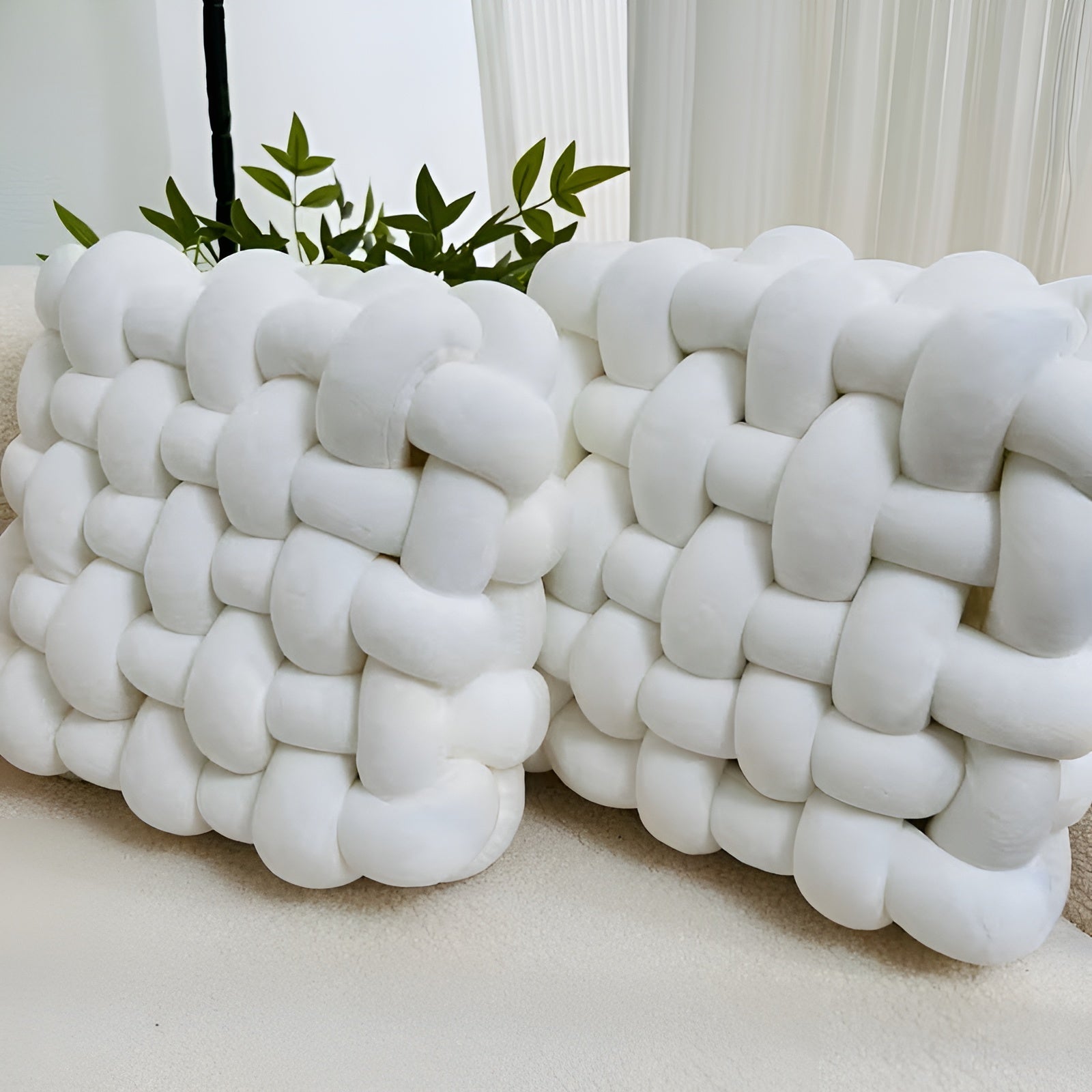 Knutedekorputer i 2-pakning – Myke og Dekorative | Perfekt for Sofa, Seng og Stue