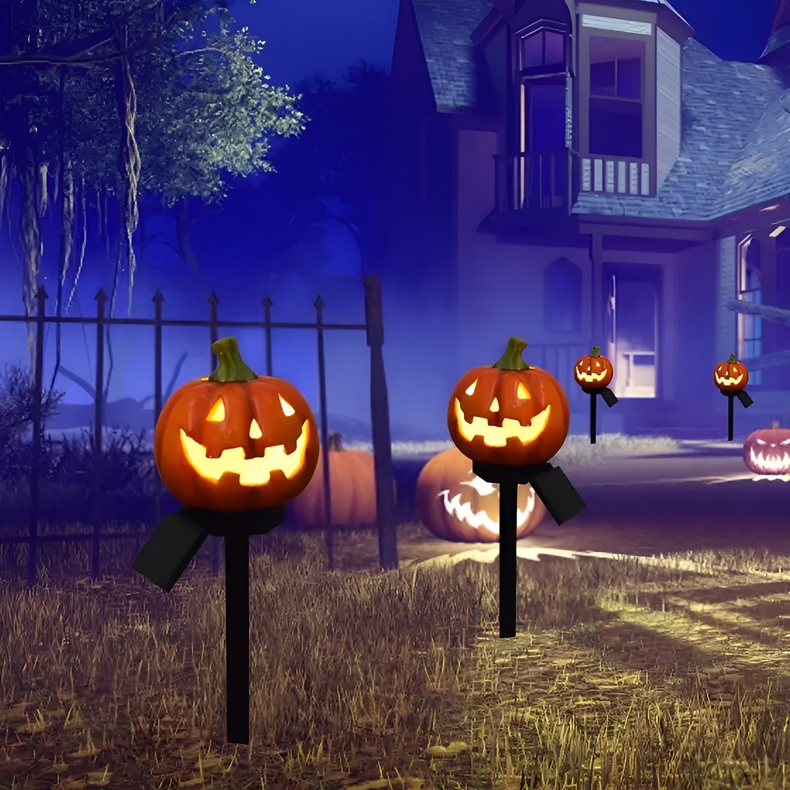 Halloween Solcellelykt i Gresskarform – Dekorativ LED Hagebelysning | Perfekt for Hage, Terrasse og Balkong