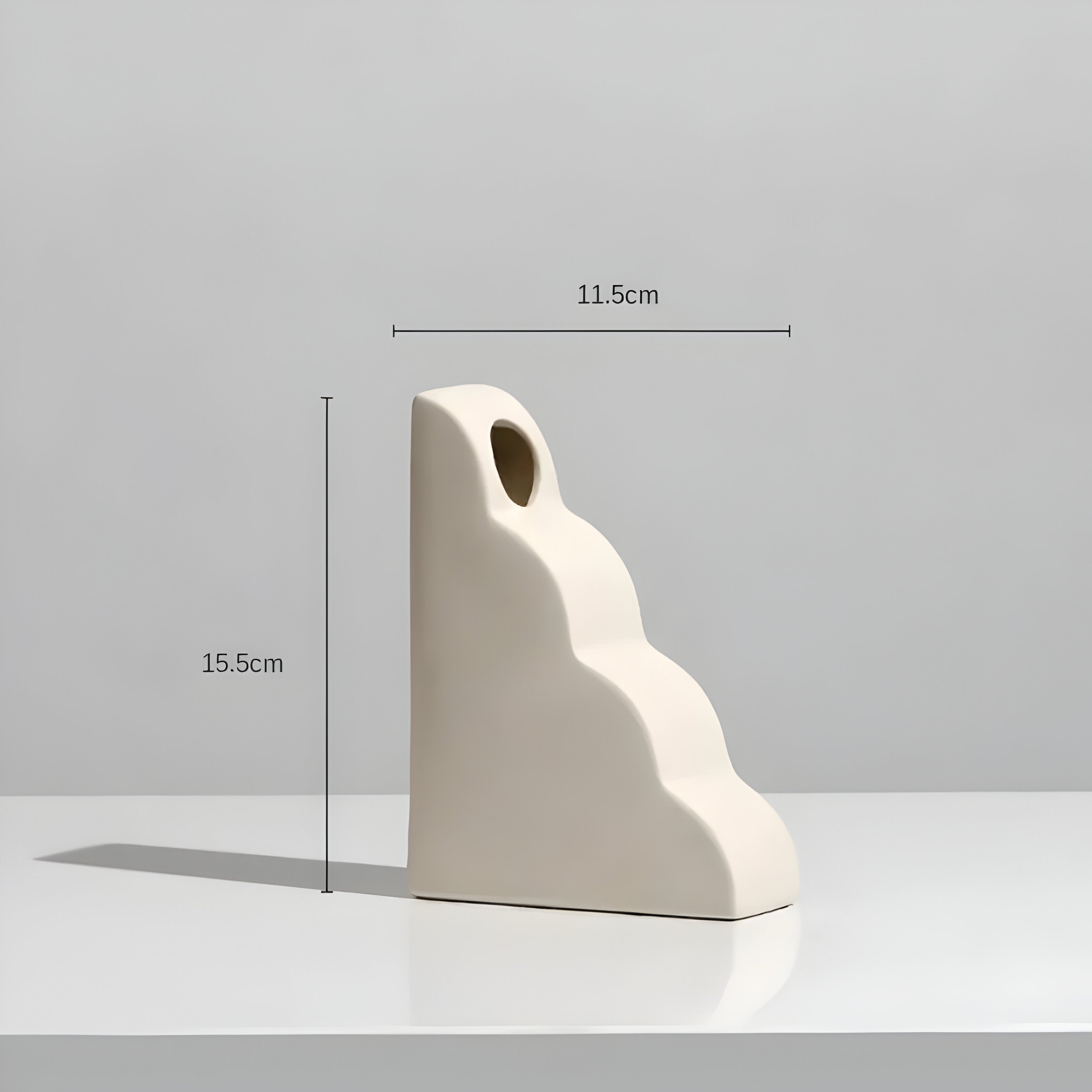 Bilde av Syril - Moderne Keramisk Blomster Vase fra Velisse
