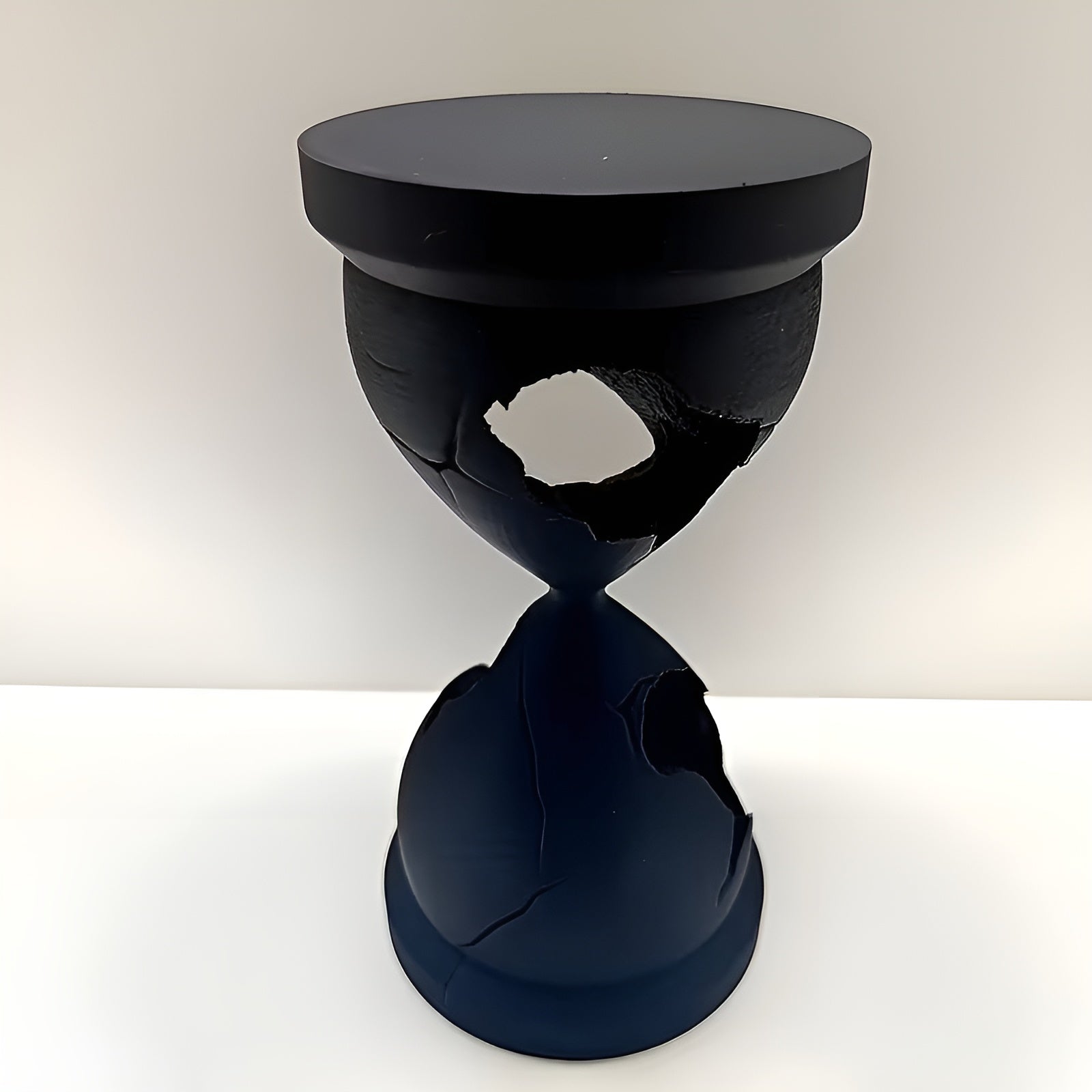 Abstrakt Timeglass Dekorasjon – Minimalistisk og Moderne | Sort Interiør for Hjem og Kontor - Timeglass