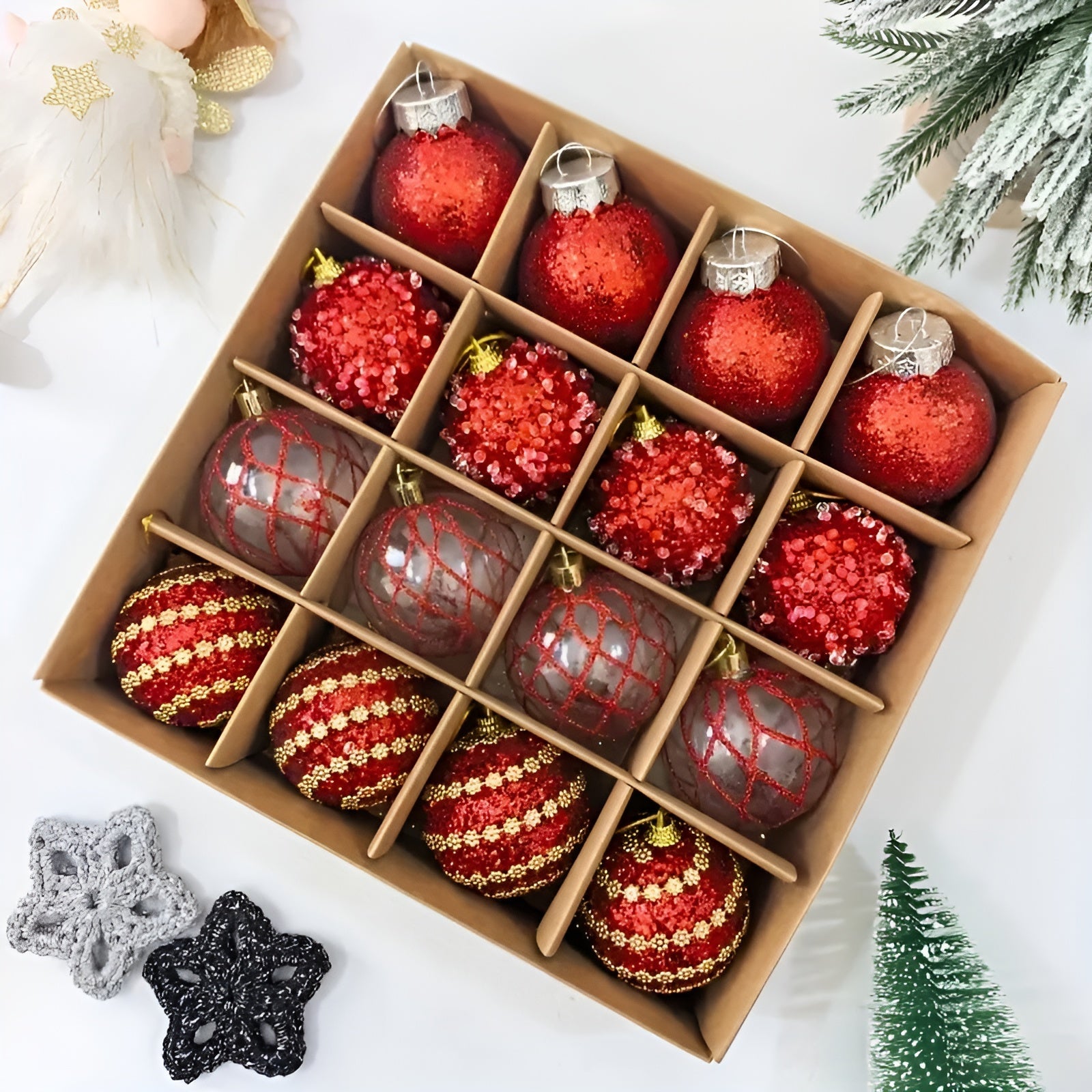 Julekuler Sett (16 stk, Ø 6 cm) – Elegante Kuler i Champagne | Perfekt til Juletreet