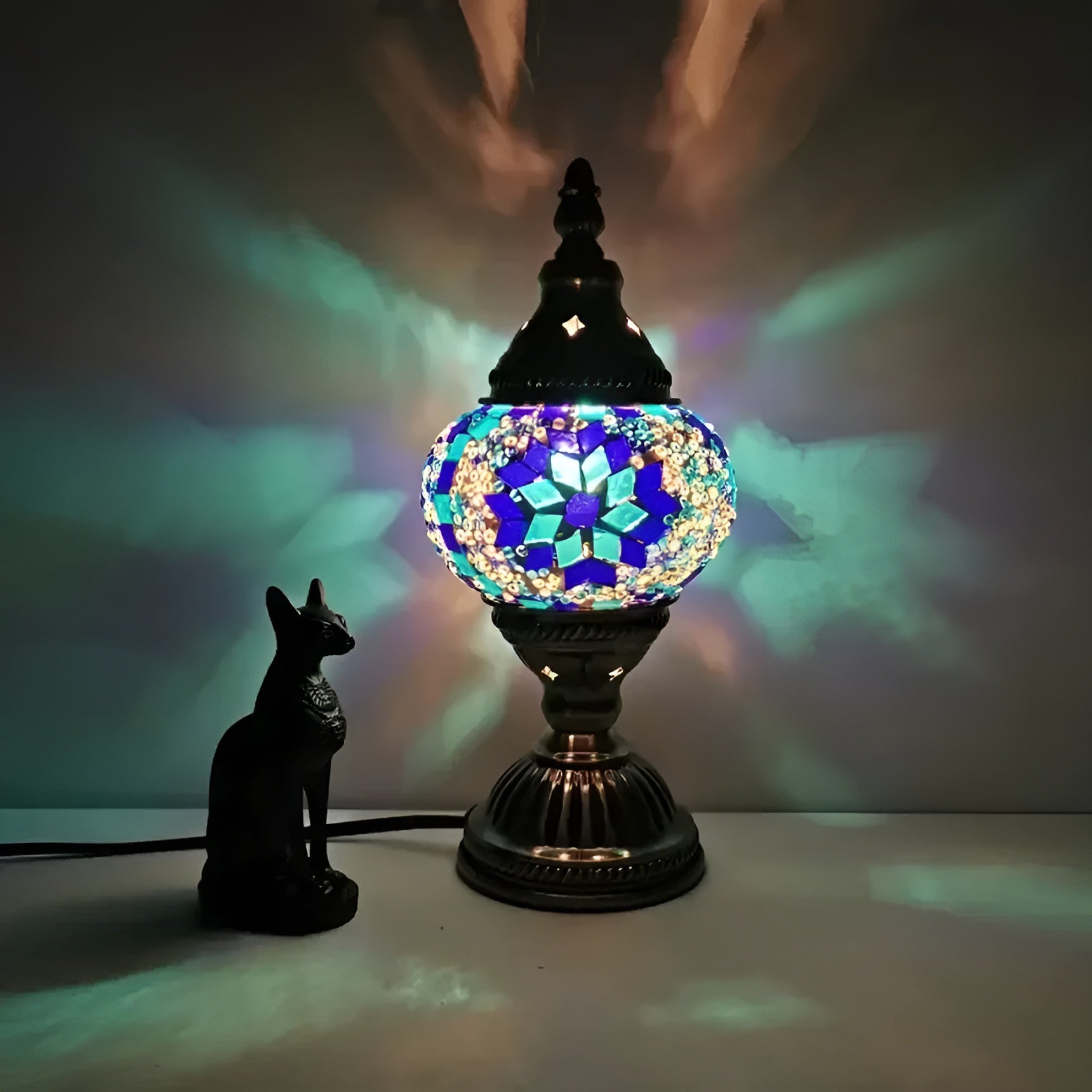 Vintage Mosaik Bordlampe – Håndlaget Dekorlampe i Farget Glass | Perfekt som Nattlys