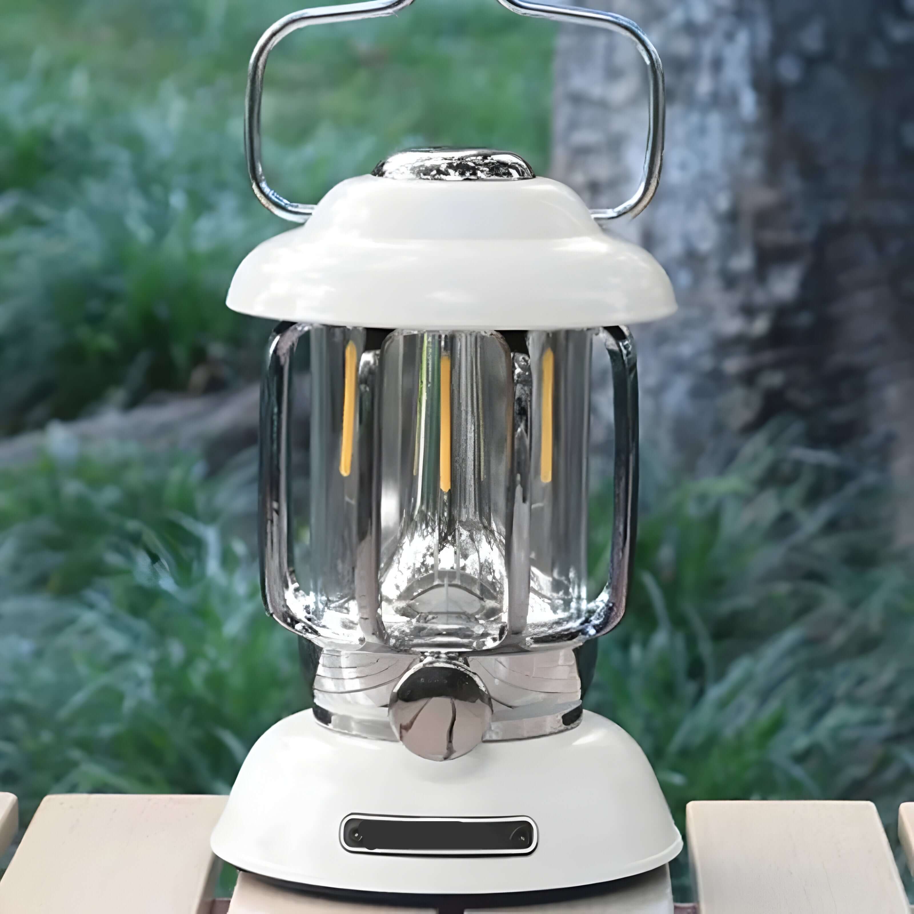 Lysna – Bærbar Retro Campinglampe til Utendørs Bruk (LED)