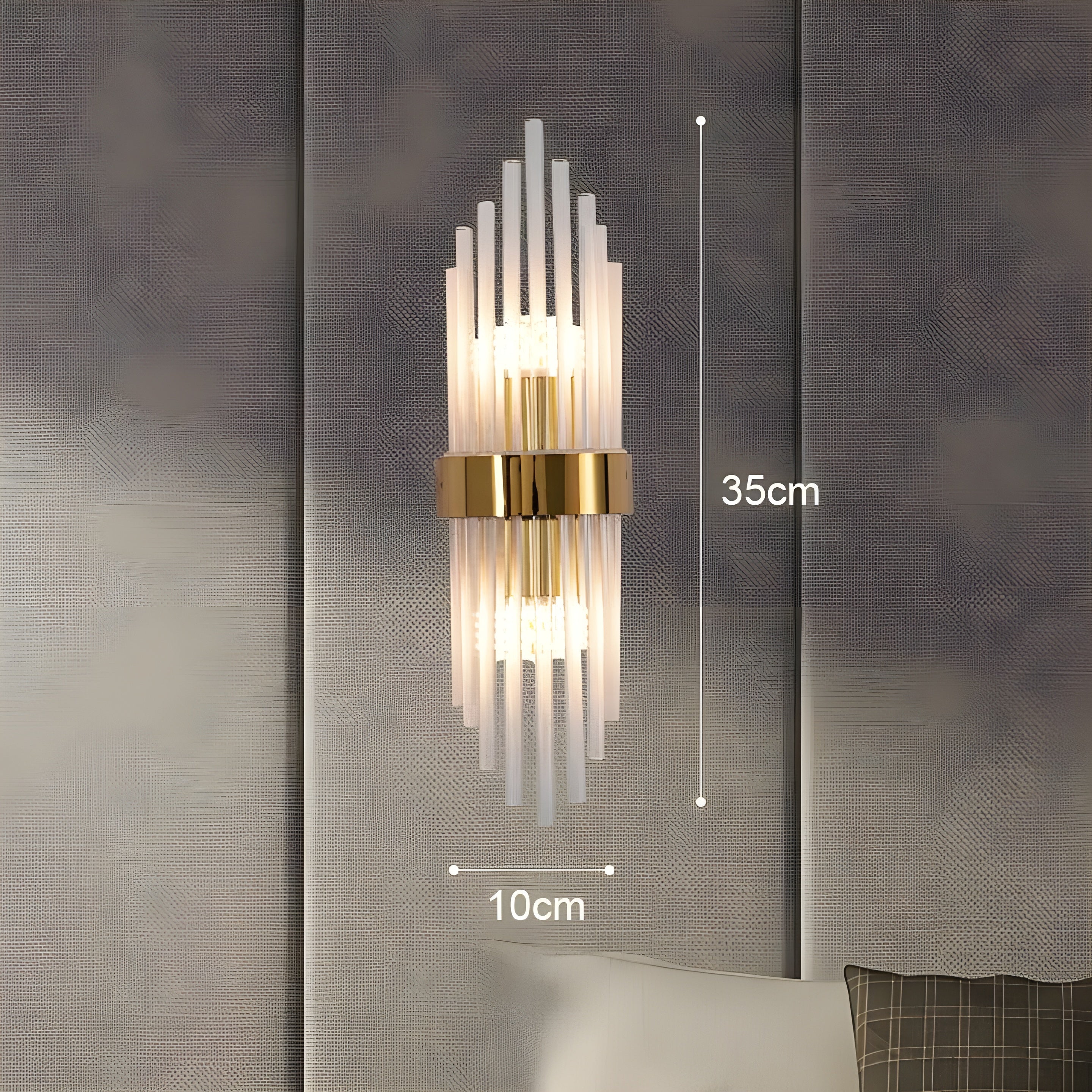 Vegglampe med Krystalleffekt – Elegant og Dekorativ | Gullfarget Detalj