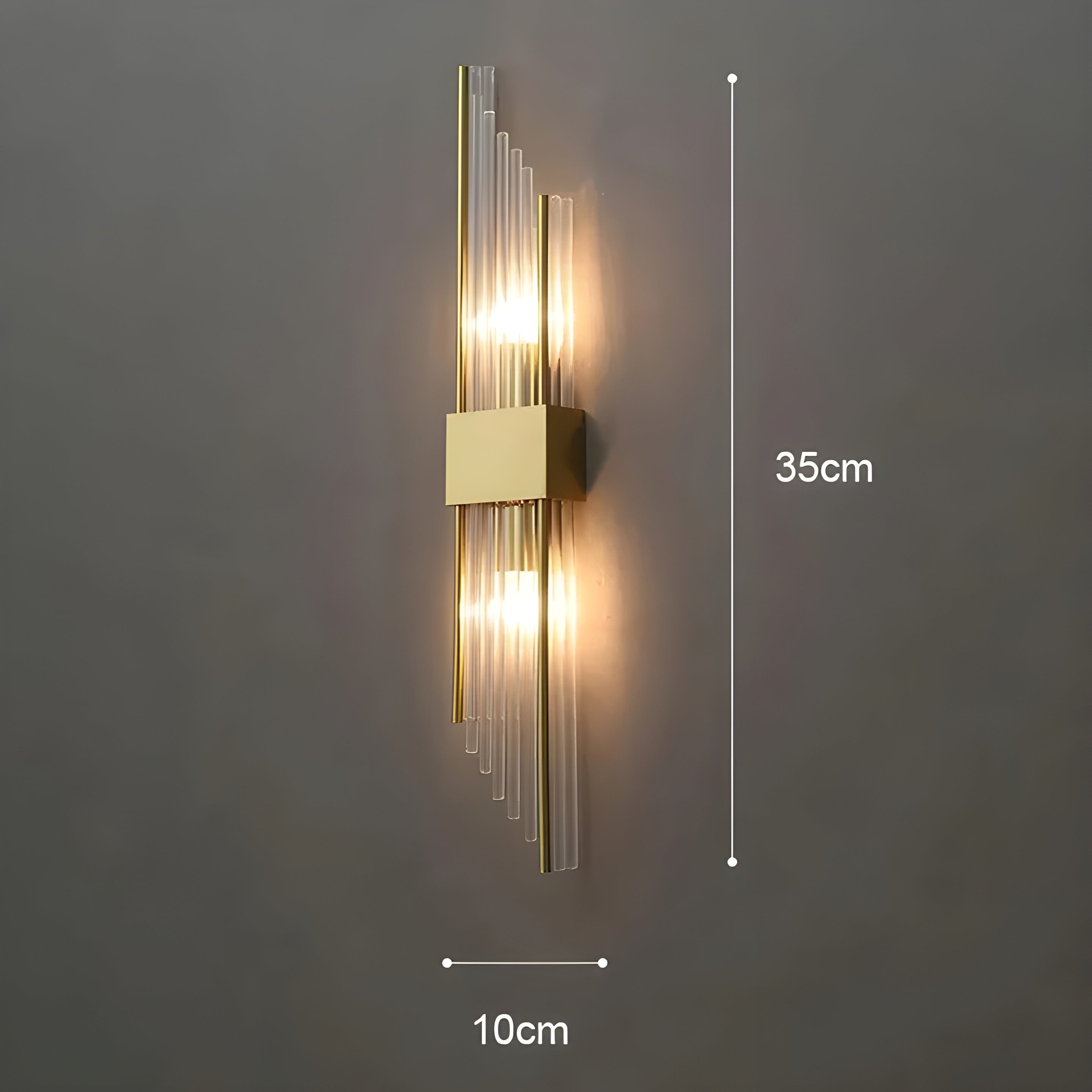 Vegglampe med Krystalleffekt – Elegant og Dekorativ | Gullfarget Detalj