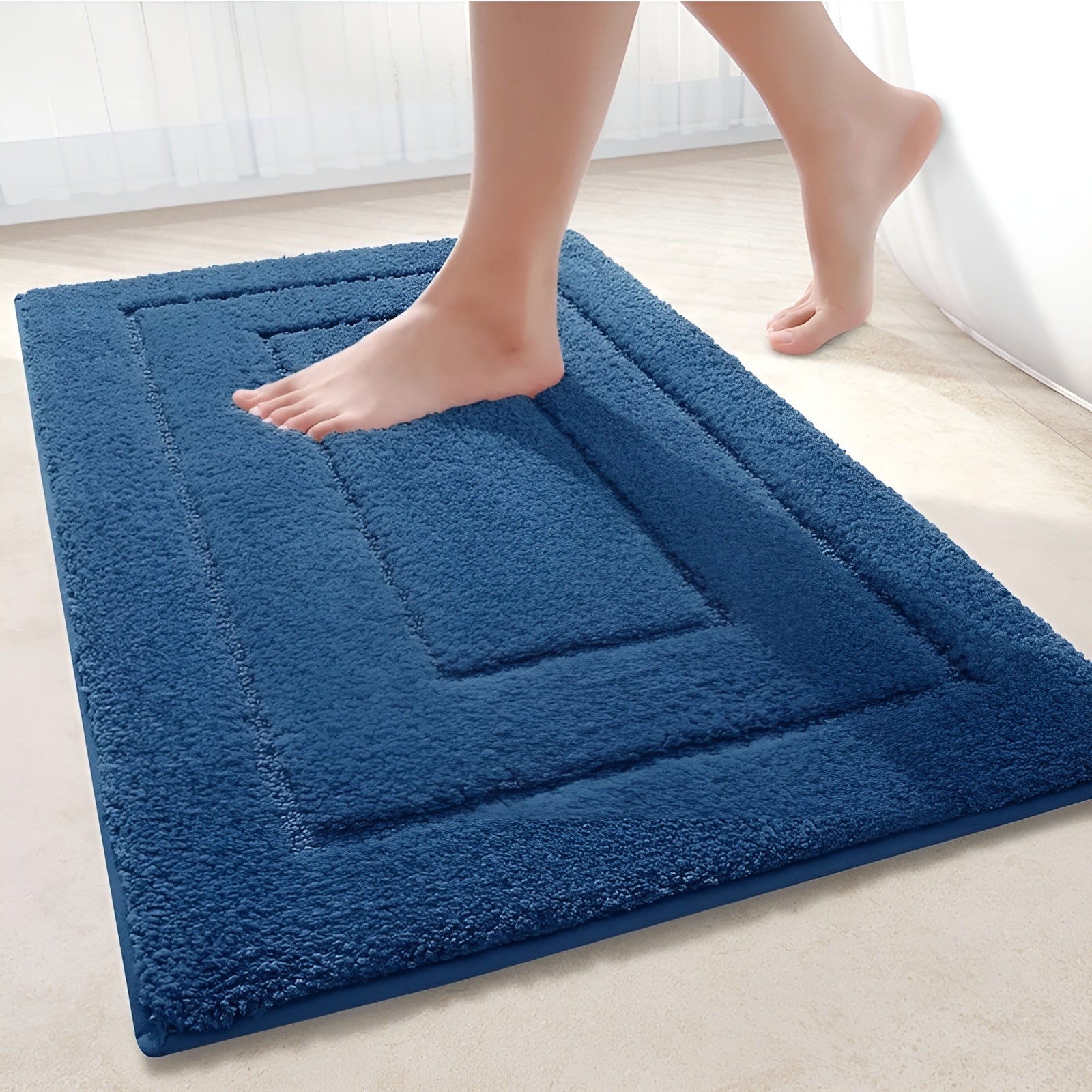 Badematte i Mikrofiber – Sklisikker og Vaskbar | Myk og Suger Godt til Bad og Dusj