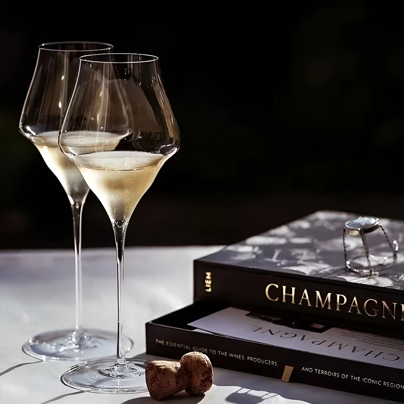 Josephine Stil-Kristall – Vinglass Ekstremt Tynt Champagneglass for Hjemmebruk og Banketter.