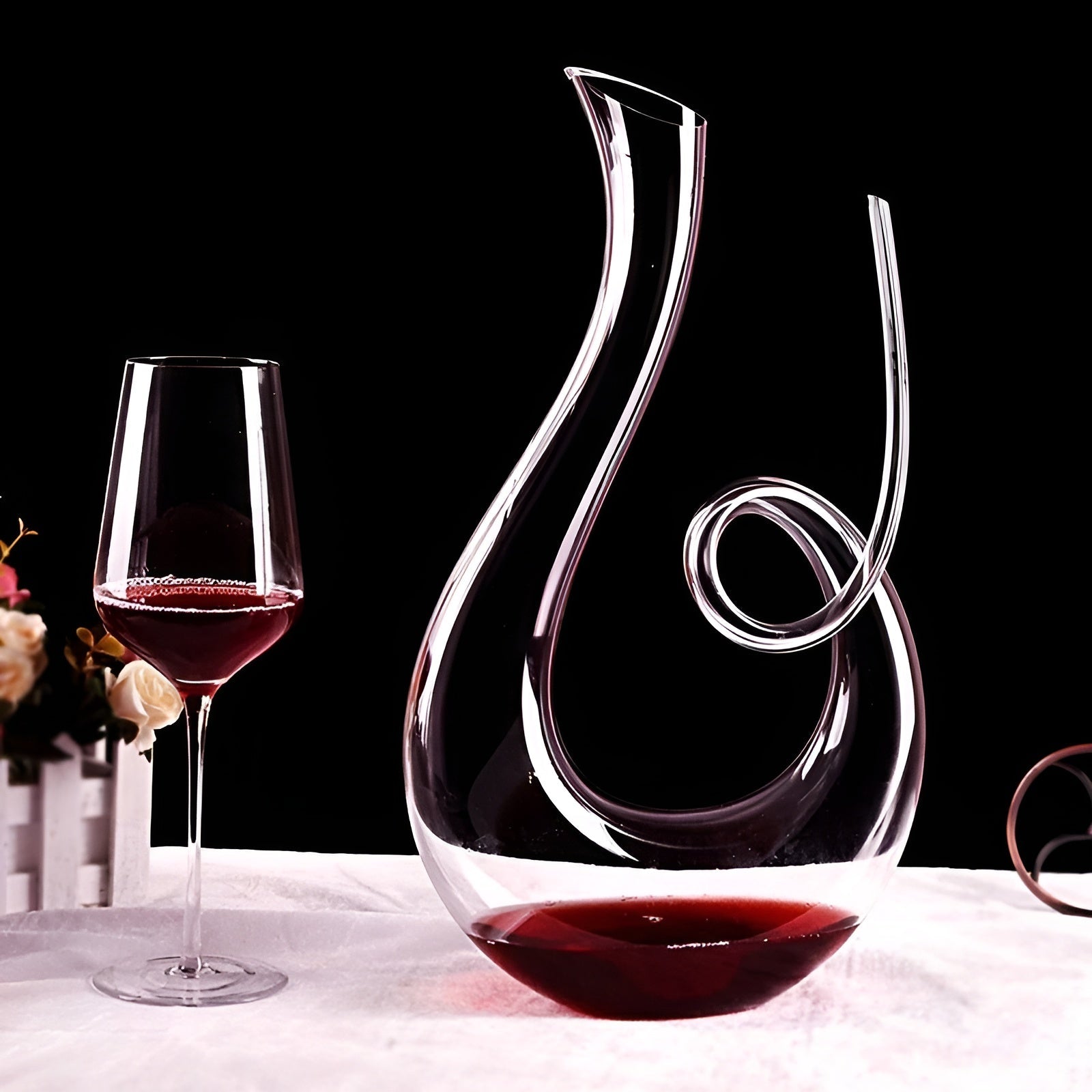 Svanespiral-vinkaraffel – Elegant Spiraldesign | 1500 Ml For Hjemmebruk Eller Baren