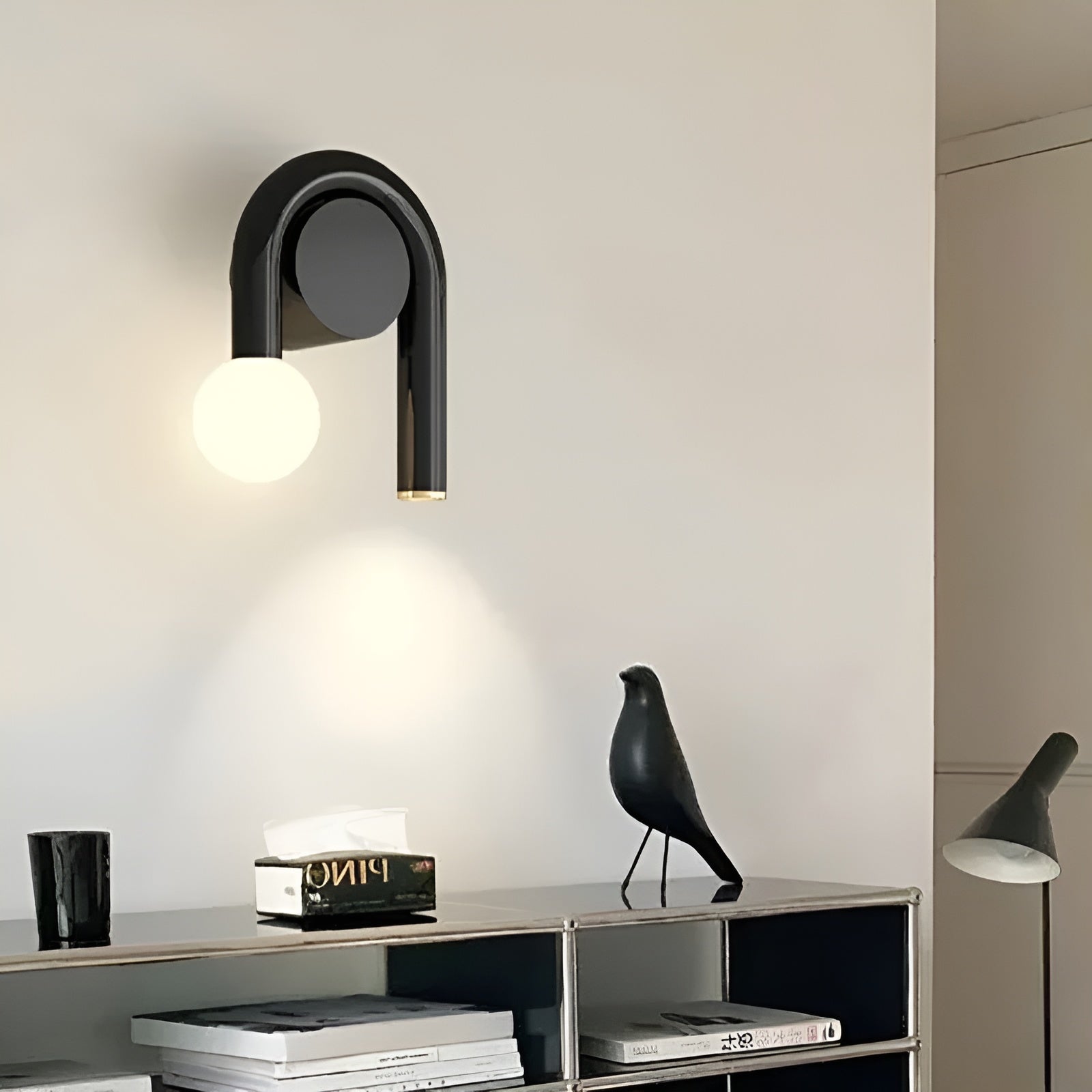 LED Vegglampe i U-form – Moderne og Dekorativ | Perfekt for Stue og Soverom