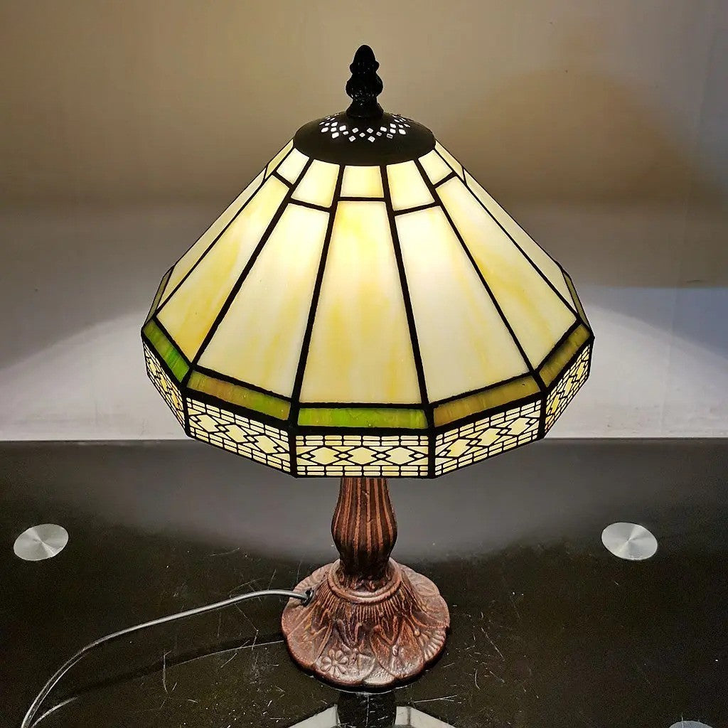 Glassbordlampe med Geometrisk Design – Elegant og Dekorativ | Perfekt for Stue og Bar