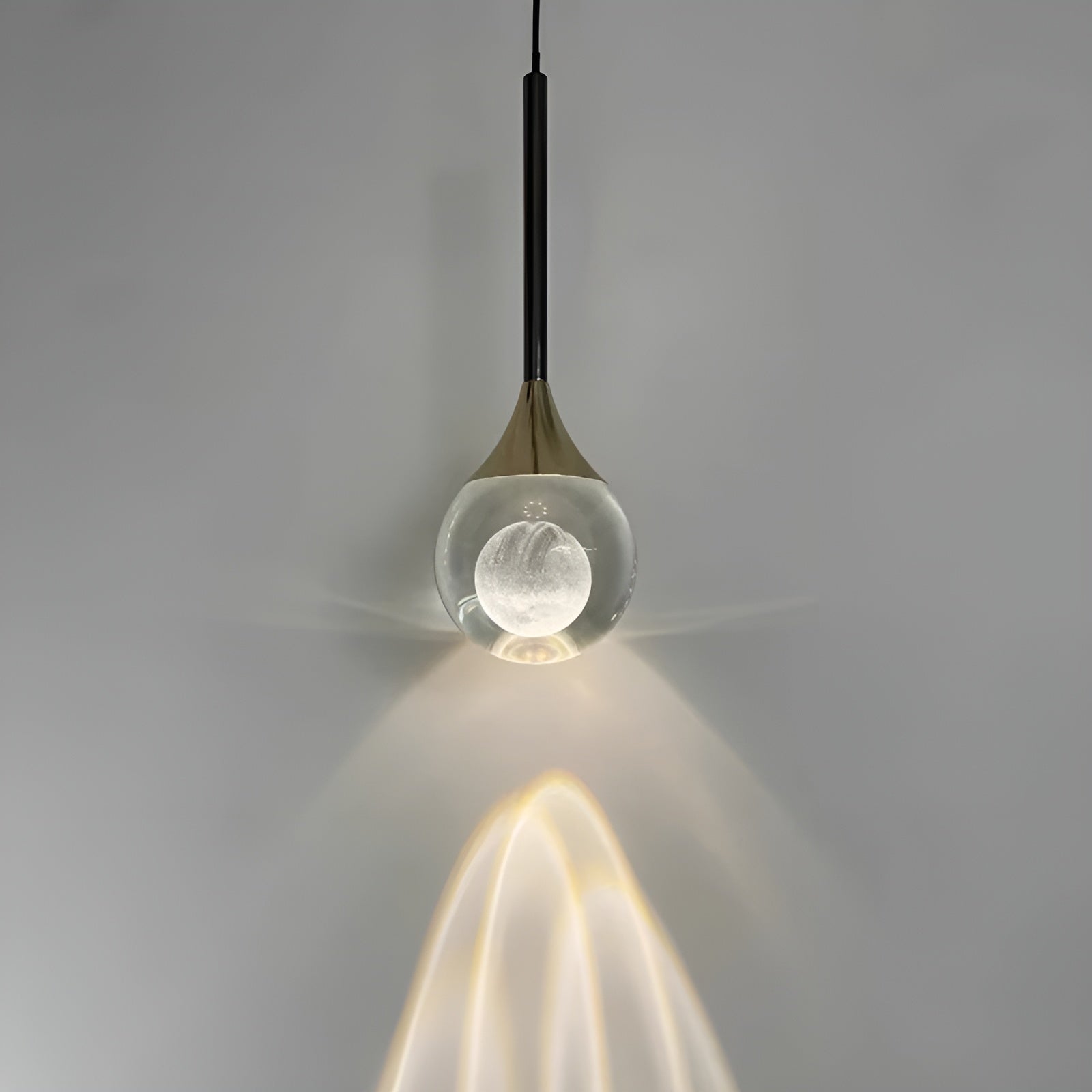 Pendellampe Taklampe – Dekorativ Og Stilig Belysning | Perfekt For Leiligheter, Restauranter Og Barer