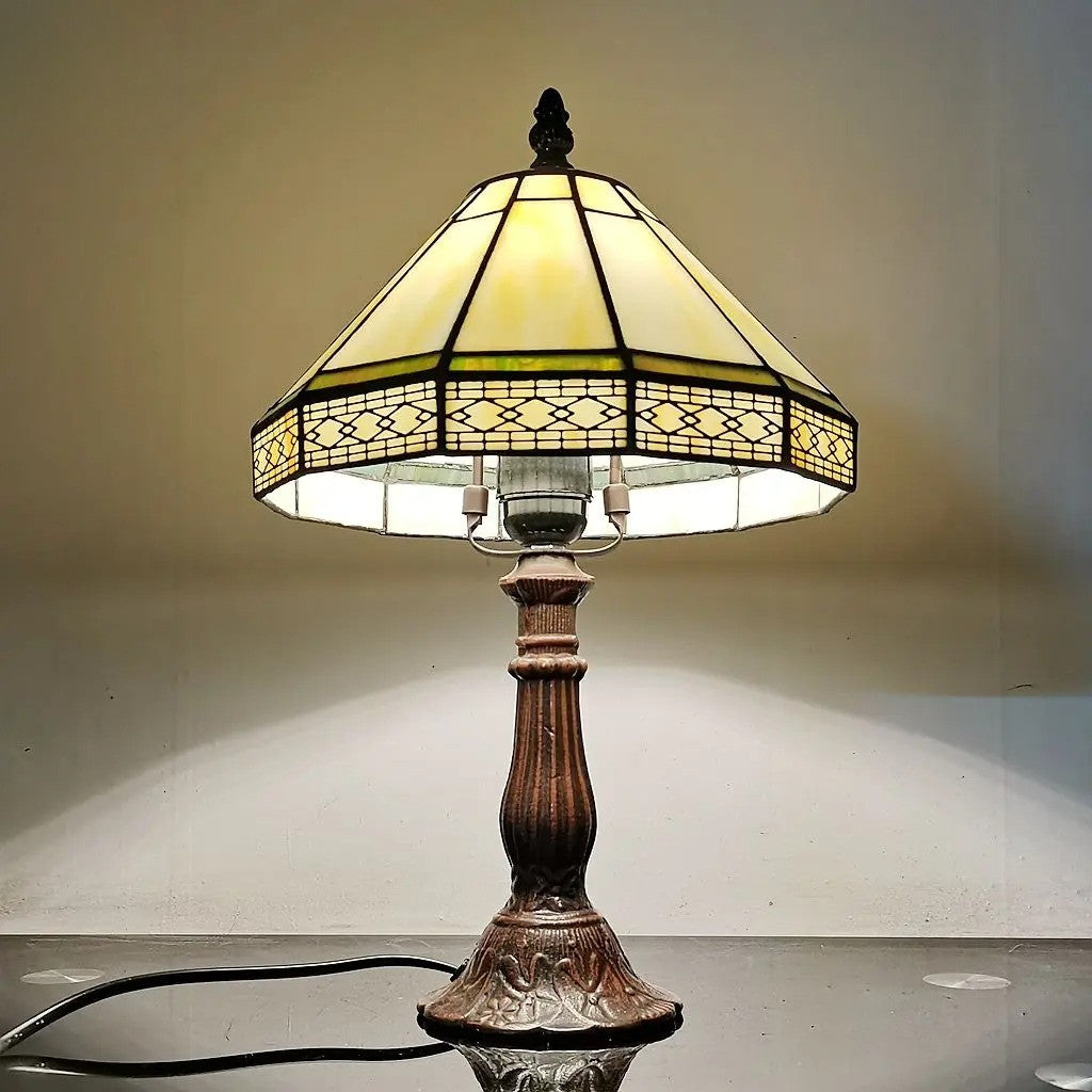 Glassbordlampe med Geometrisk Design – Elegant og Dekorativ | Perfekt for Stue og Bar