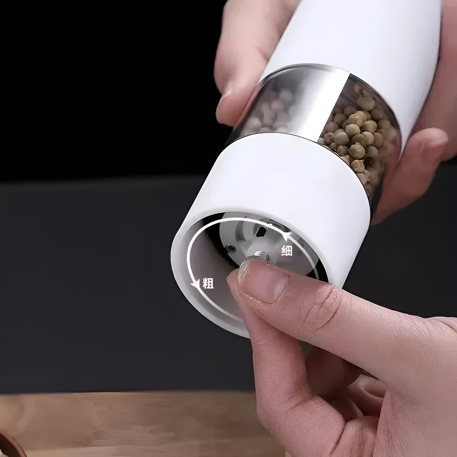 Elektrisk Krydderkvern – Justerbar og Allsidig | For Salt, Pepper og Urter