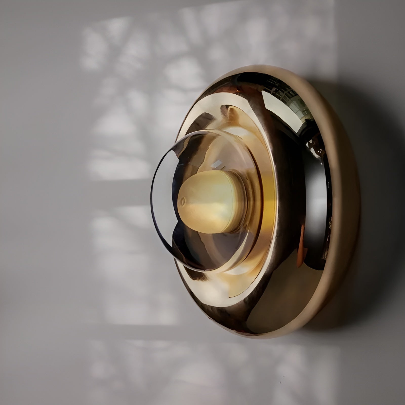 Vegglampe i Bauhaus-stil – Moderne og Dekorativ | Med LED og Koselig Belysning