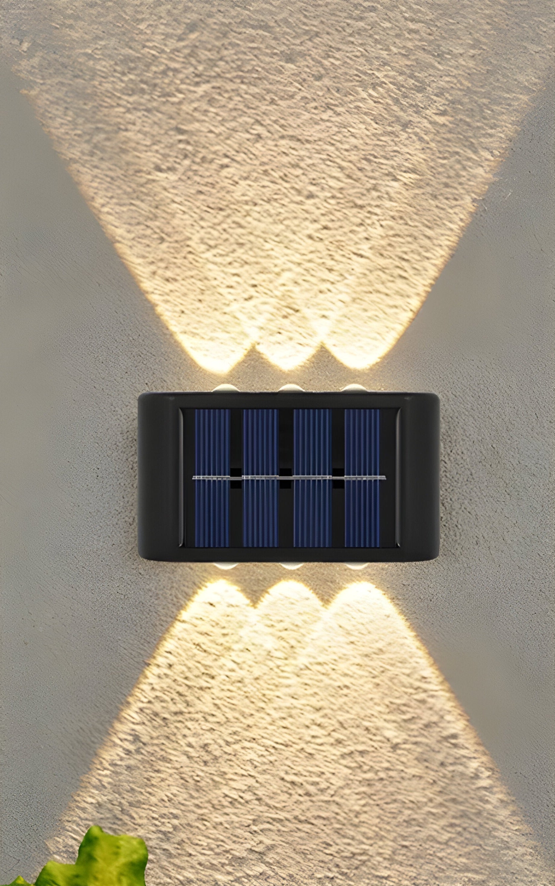 Bilde av Hekkbo - Vanntett Solceller LED Opp og Ned Vegglampe fra Velisse
