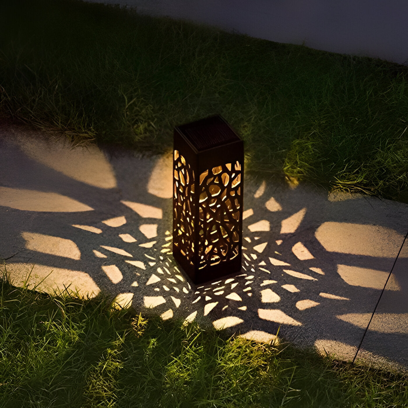 Bilde av SolaLume – Solardrevet utendørslampe med stemningsfullt lys fra Velisse