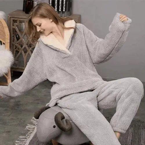 Tori – Sherpa-fleece Pyjamas: Varm og Koselig