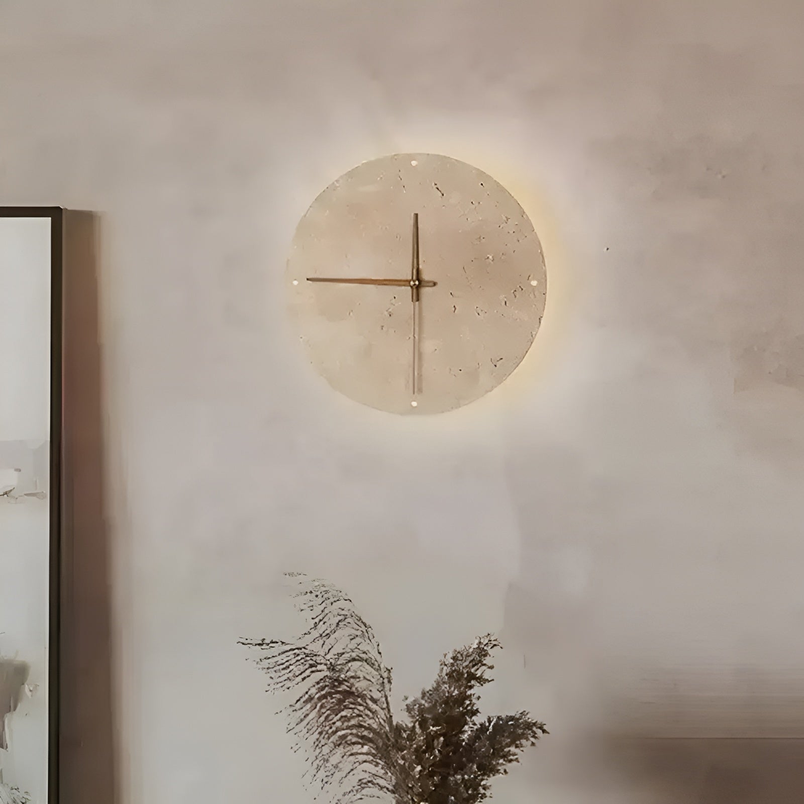 Veggur i Travertin med LED-lys – Minimalistisk og Dekorativ | Naturlig Stein for Moderne Interiør