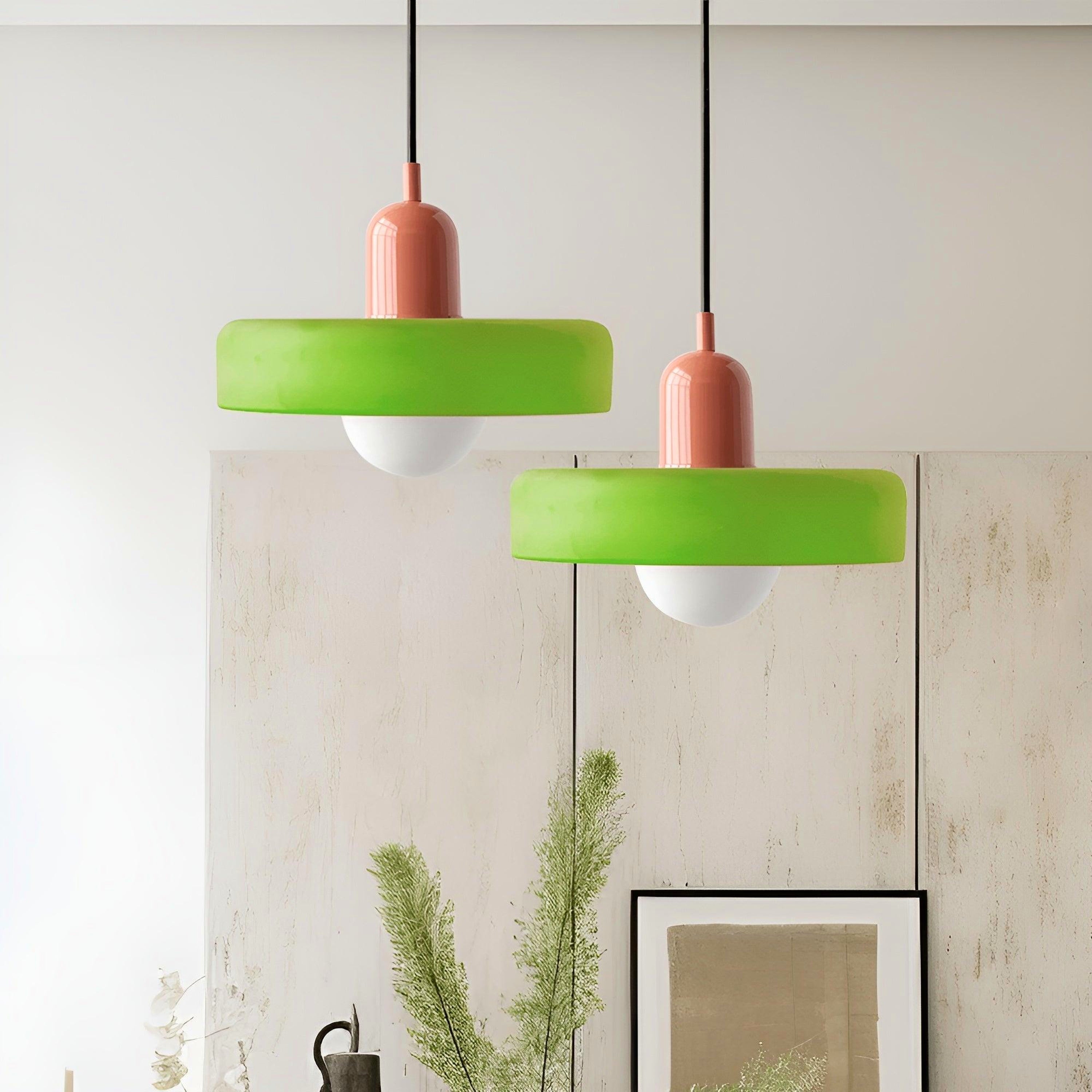 Bilde av Lysfjord Glasspendel – Moderne Eleganse i Tidløst Design fra Velisse