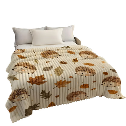 Pledd med Pinnsvin og Høstbladermotiv – Mykt og Varmt | Perfekt for Sofa, Seng og Reiser