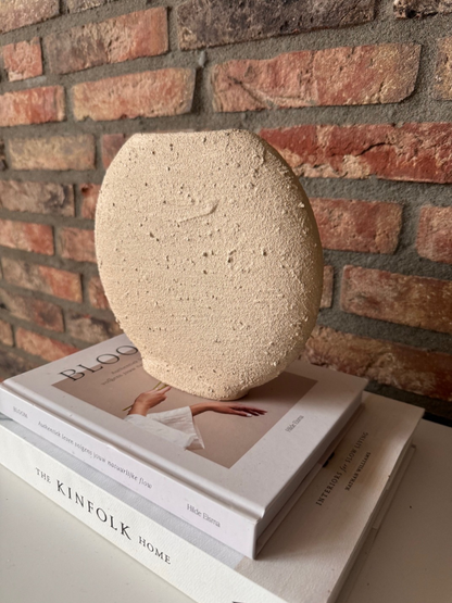 Vase "Lunar Texture" – En rustikk og moderne dekorasjon