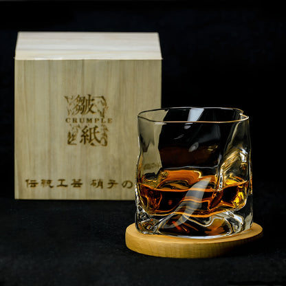 Whiskyglass I Edo Kiriko-stil - Håndslipt Med Unik Krøllete Design