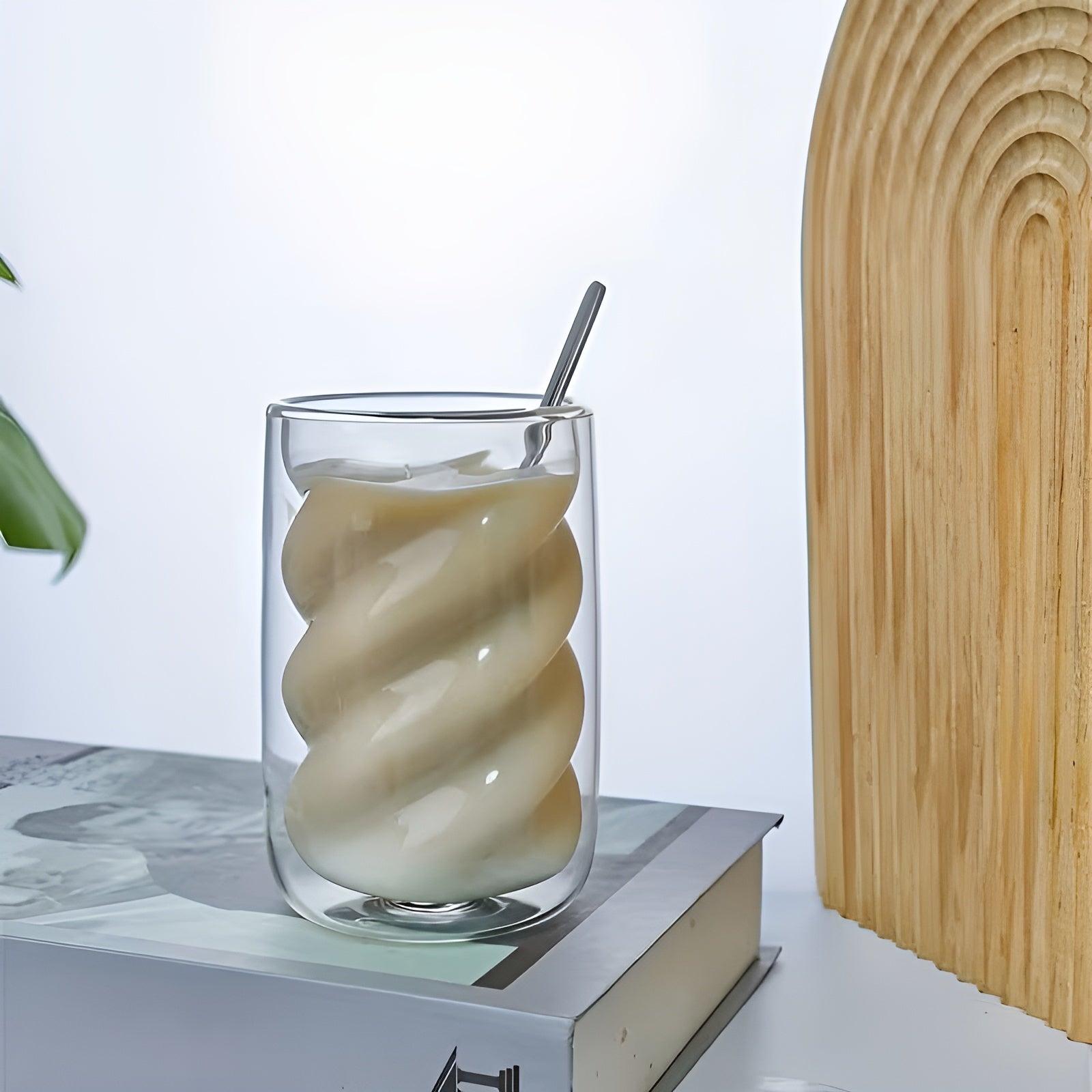Dobbeltveggede Spiralglass i 4-pk – Varmeisolerende og Hitzebestandige | Perfekt for Kaffe Te og Dessert - Tumblere