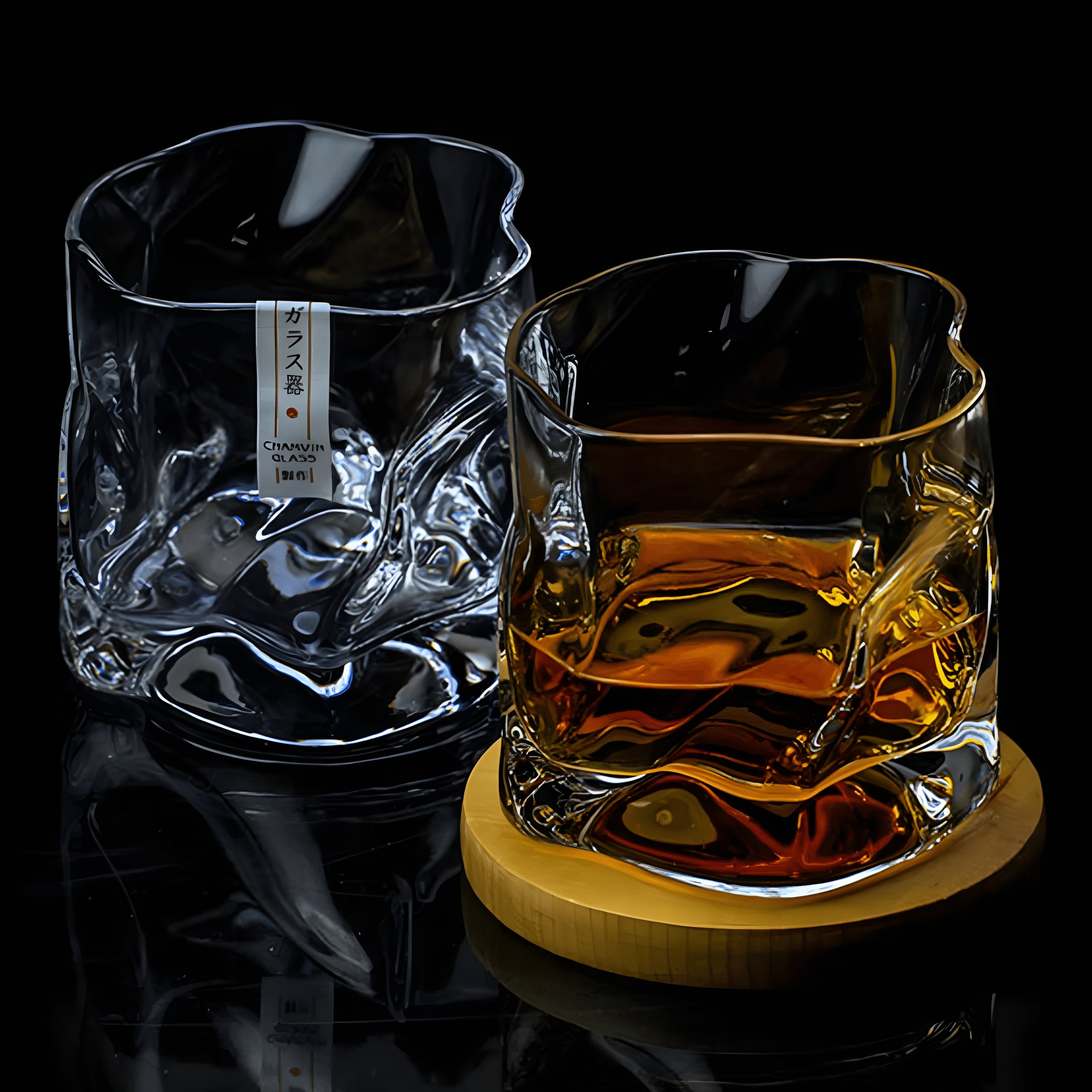 Whiskyglass I Edo Kiriko-stil - Håndslipt Med Unik Krøllete Design