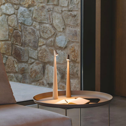 Bilde av Lucea Design Bordlampe – Italiensk Eleganse i Moderne Belysning fra Velisse