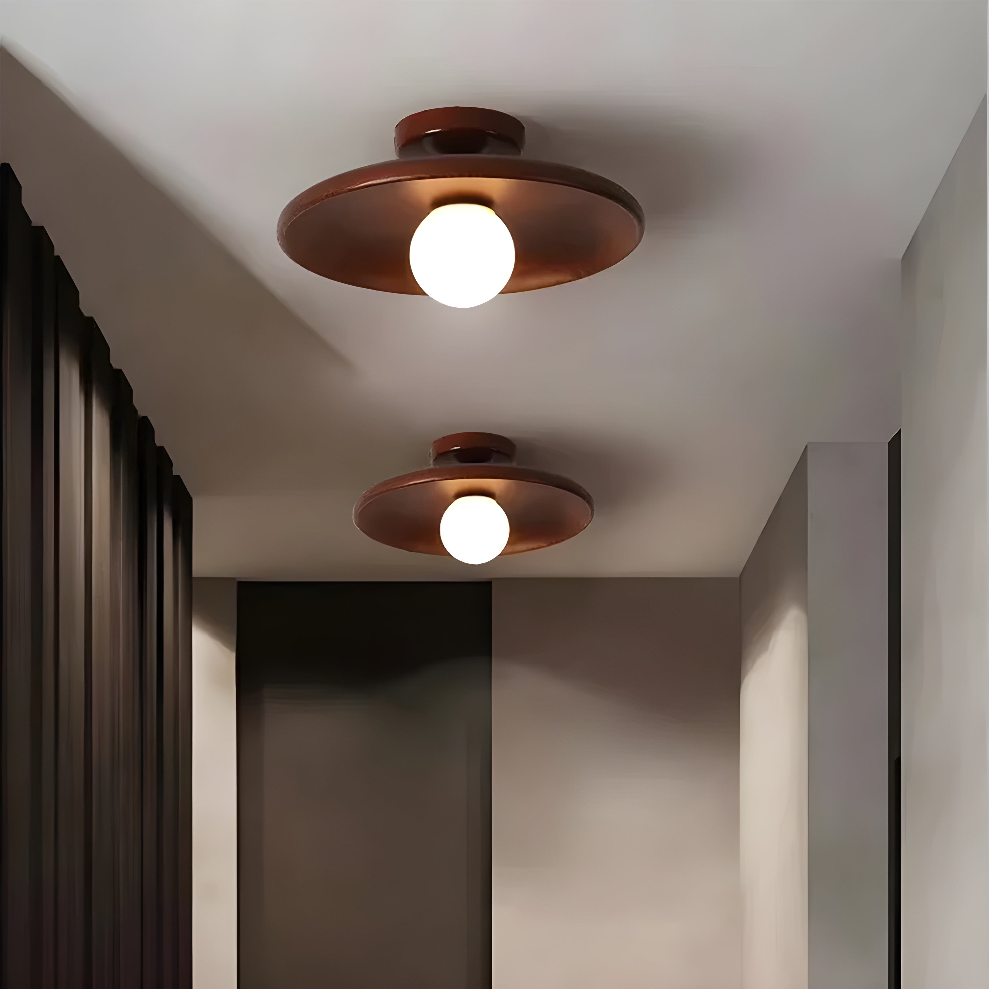 Bilde av Carins Taklampe i Tre – Stilren Eleganse for Moderne Hjem fra Velisse
