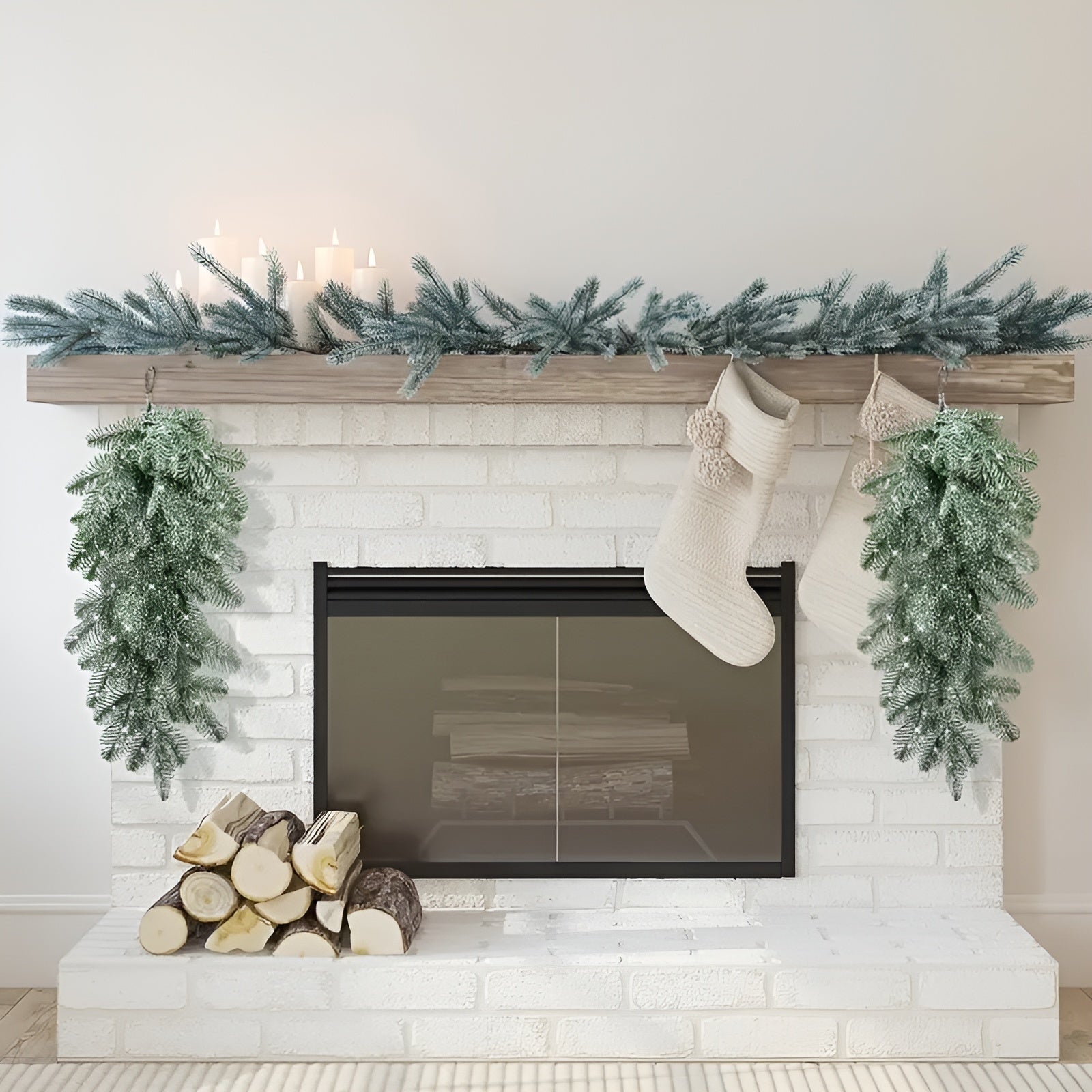 Kunstig Julegirlander – Med Snøperler og Frostet Effekt | Dekorativ Hengedekor til Dør, Peis og Rekkverk