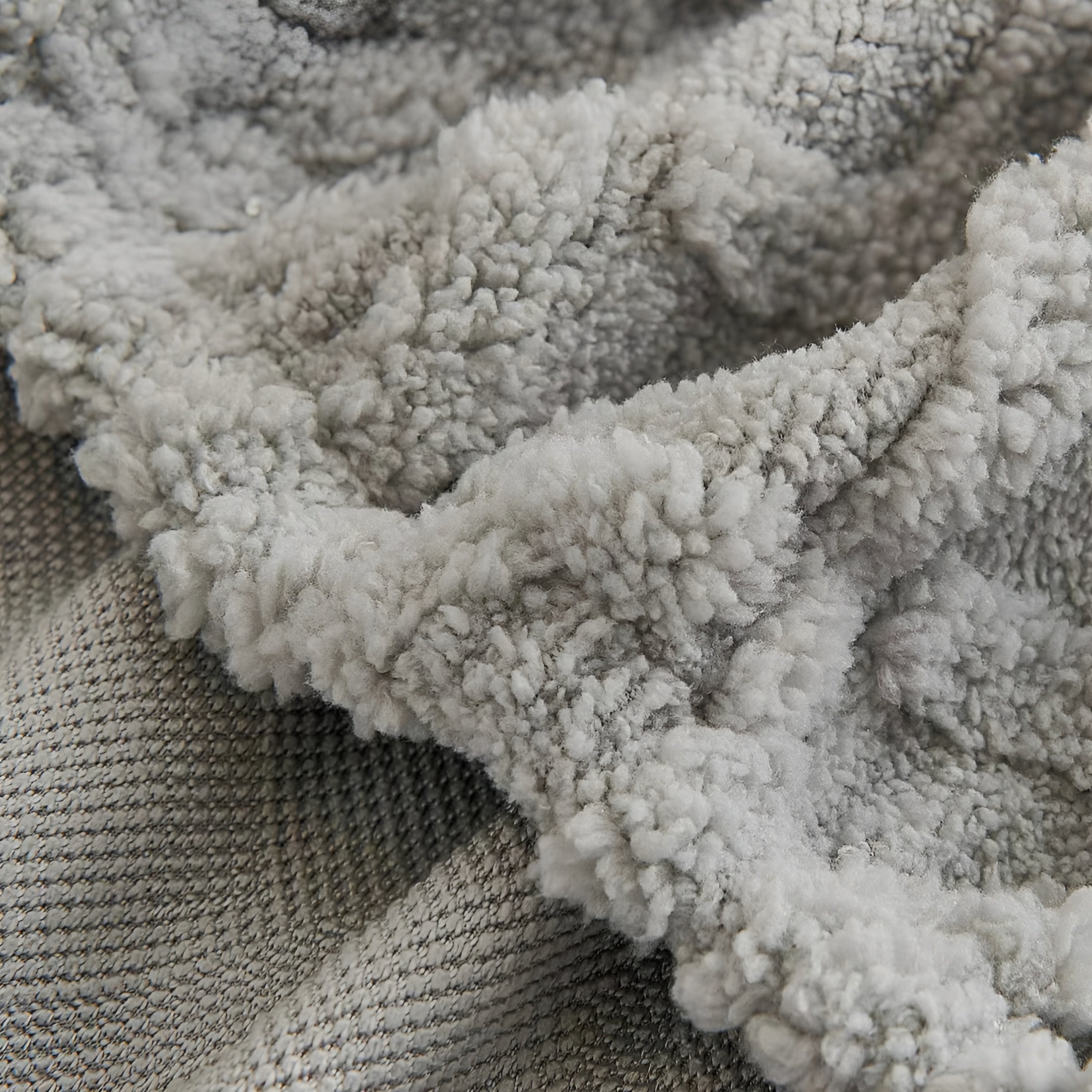 Fløyelssofaovertrekk Med Diamantmønster – Mykt Og Luksuriøst | Passer Perfekt Til Alle Sofaer