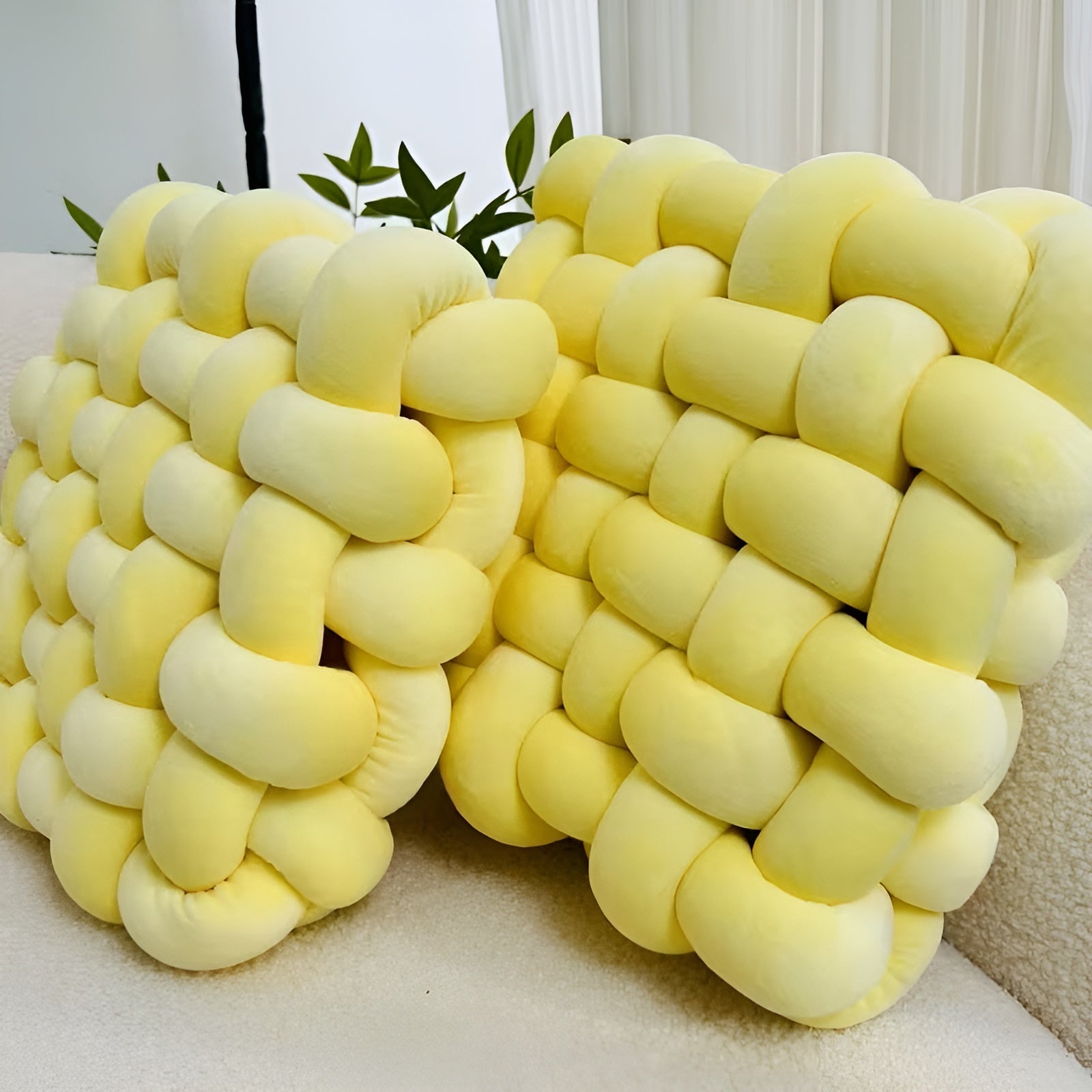 Knutedekorputer i 2-pakning – Myke og Dekorative | Perfekt for Sofa, Seng og Stue