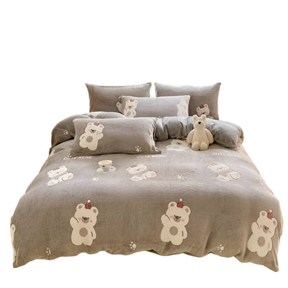 Fløyelssengetøy med Bjørnemotiv – Mykt og Koselig | Perfekt for Høst og Vinter