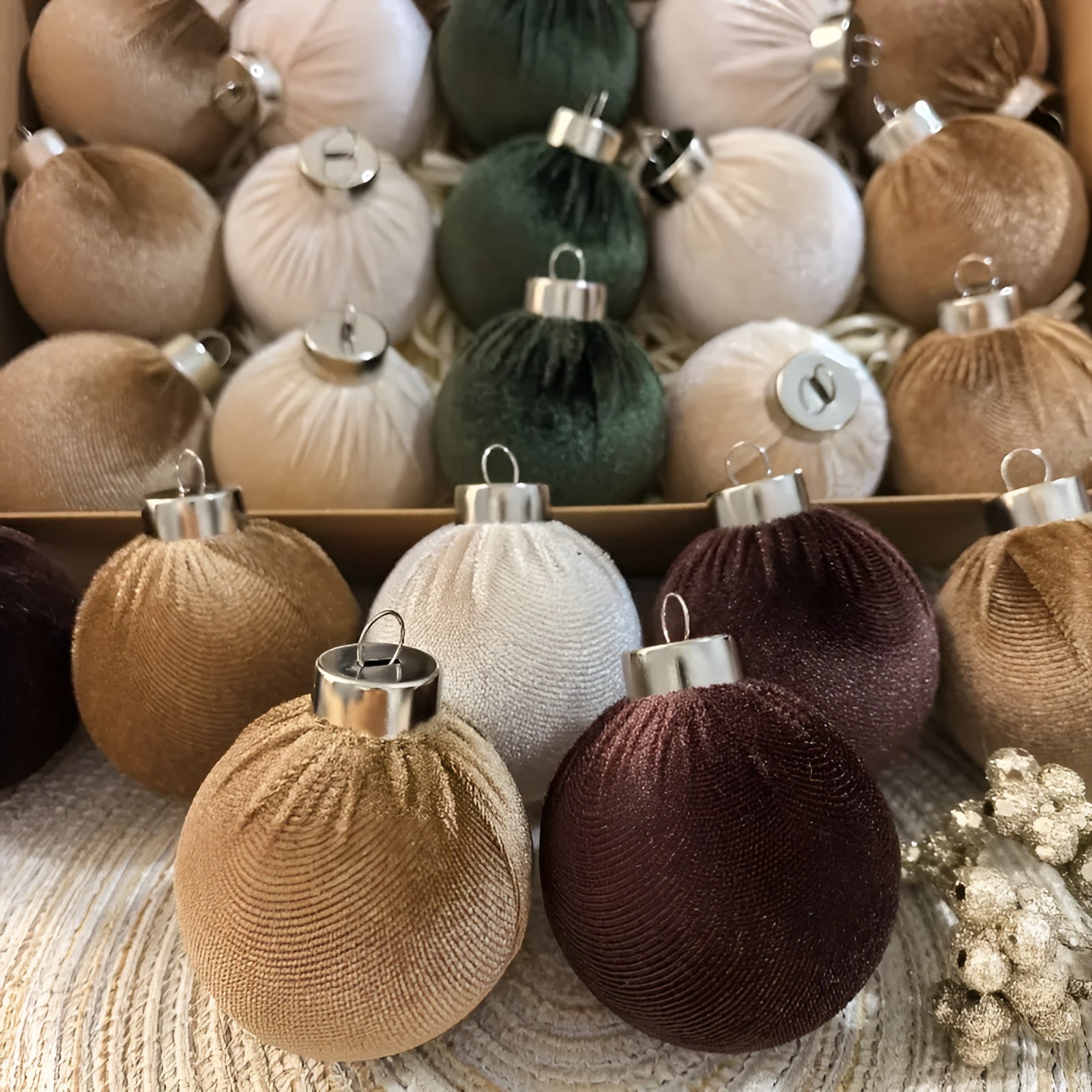Glitrende Julekuler – Dekorative og Holdbare | Perfekt til Juletreet