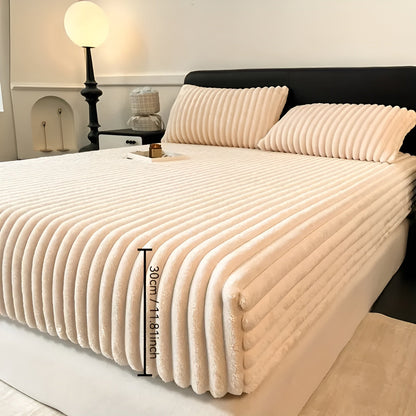 Spannbettlaken aus Milchsamt – Weich, Warm und Gemütlich | Perfekt für Herbst & Winter