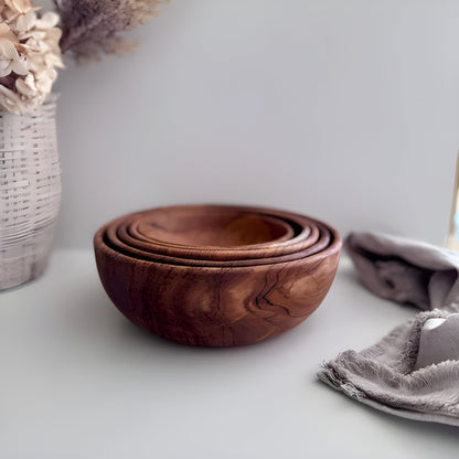 Håndlaget Sett Med Skåler I Teak – 5 Elegante Skåler For Stilfull Servering