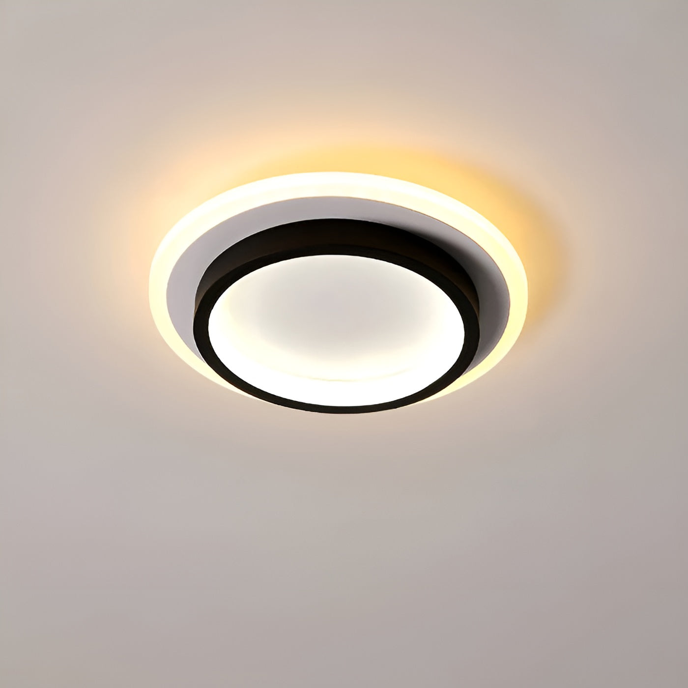 Rund Taklampe – Slankt og Moderne Design | Perfekt for Stue og Spisestue