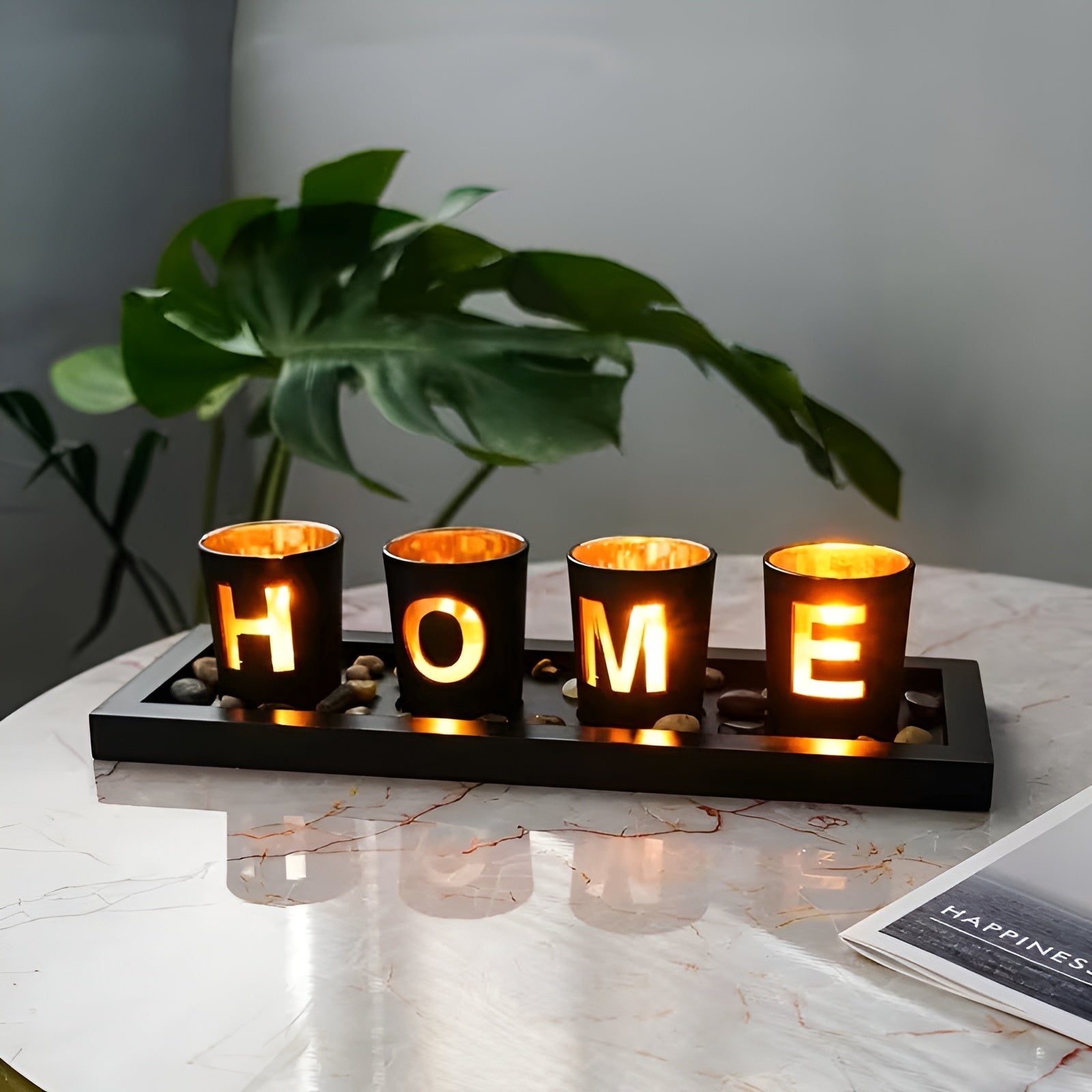 Glasslysestake med Tresokkel – Dekorativ og Lun Stemning | Perfekt for Telys og Hjemmedekor