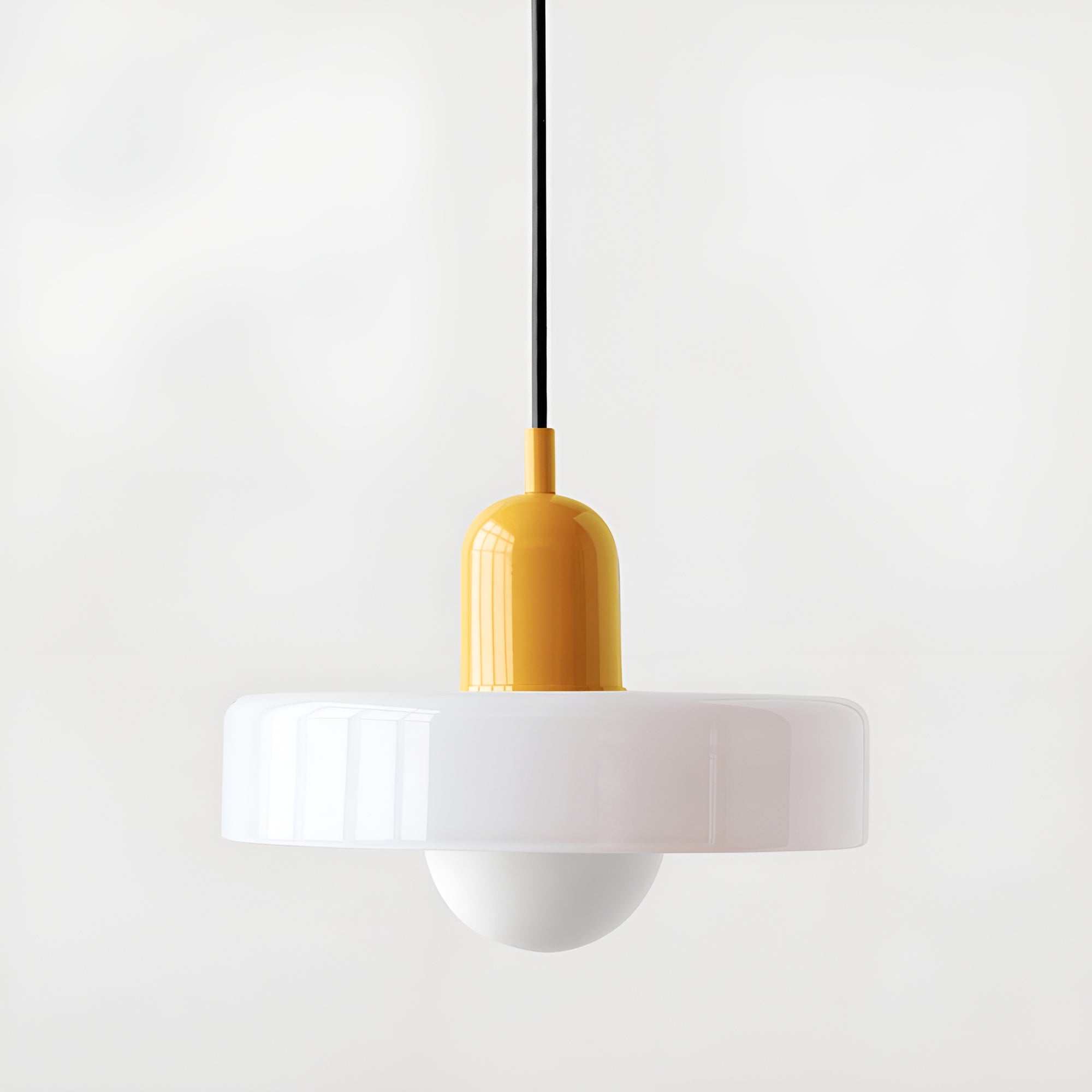 Bilde av Lysfjord Glasspendel – Moderne Eleganse i Tidløst Design fra Velisse