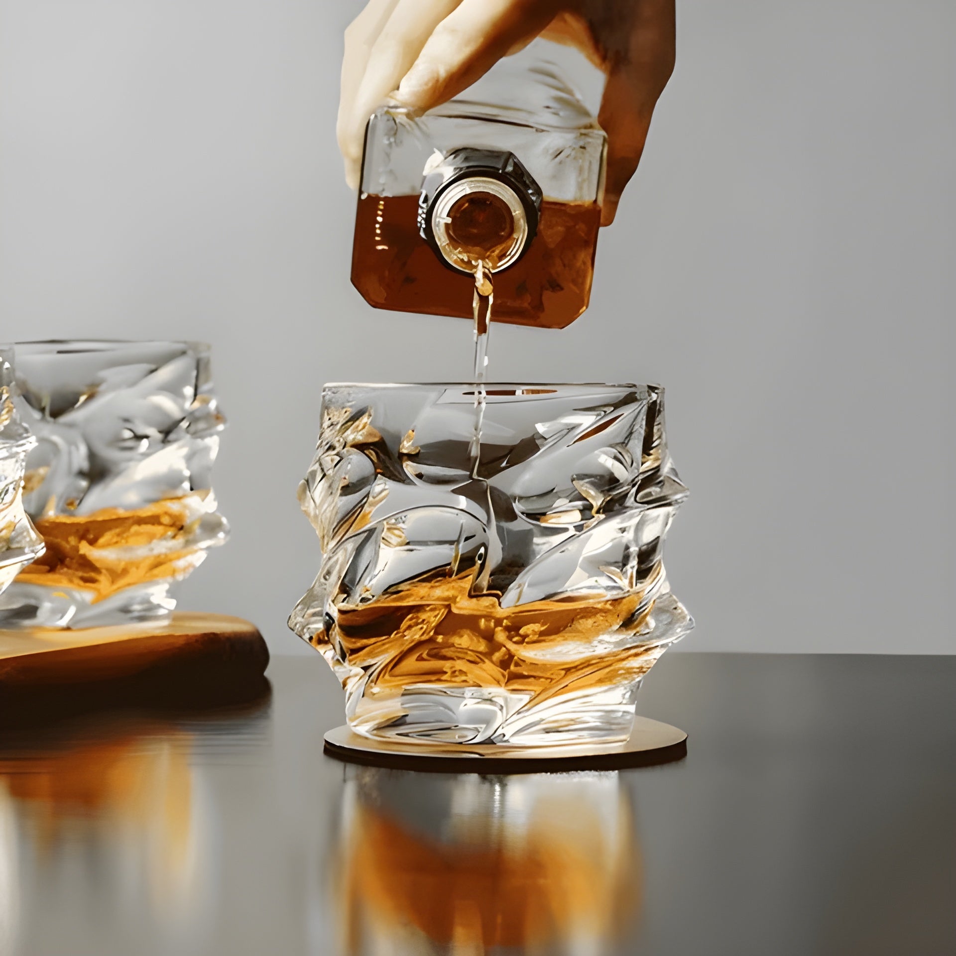 Krystallglass Til Whisky – Elegant Slipt Form For En Fullendt Drikkeopplevelse