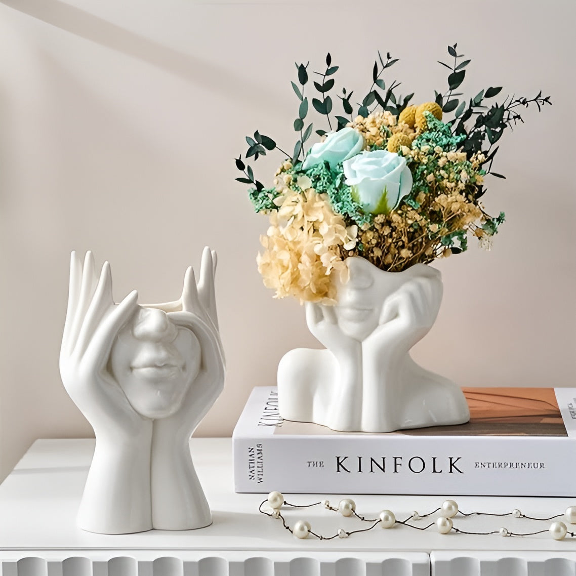 Keramikkvase Med Ansiktsmotiv – Dekorativ Og Elegant | Perfekt For Bord Og Sidebord - Vaser