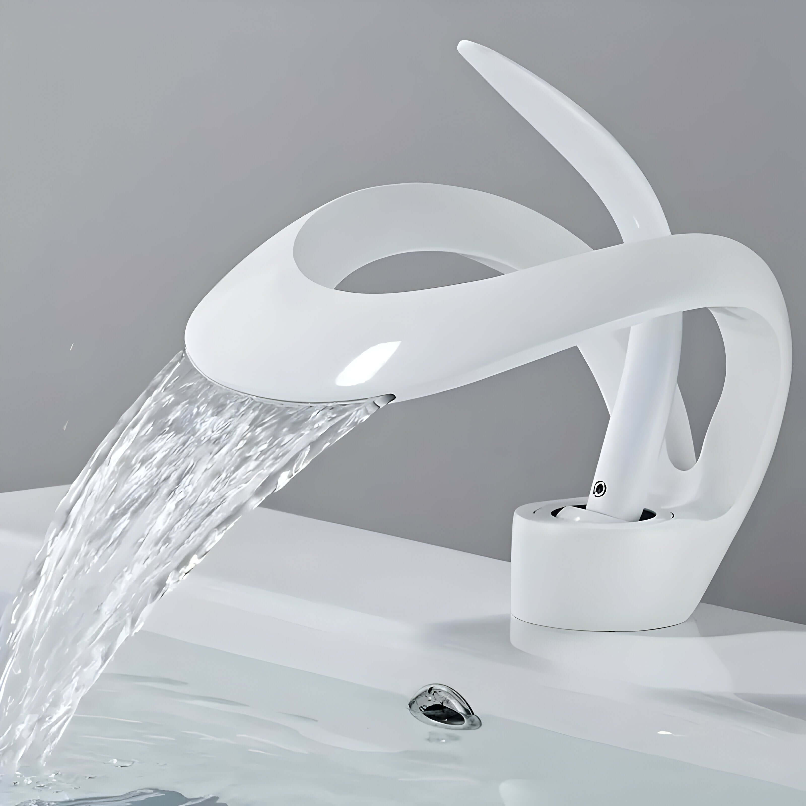 Lunova – Baderomskran i Minimalistisk Design