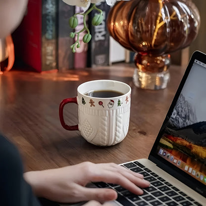 Krus i Keramikk (2 stk) – Søtt Julemotiv med Relieff | Perfekt Gavesett til Par og Varme Drikker