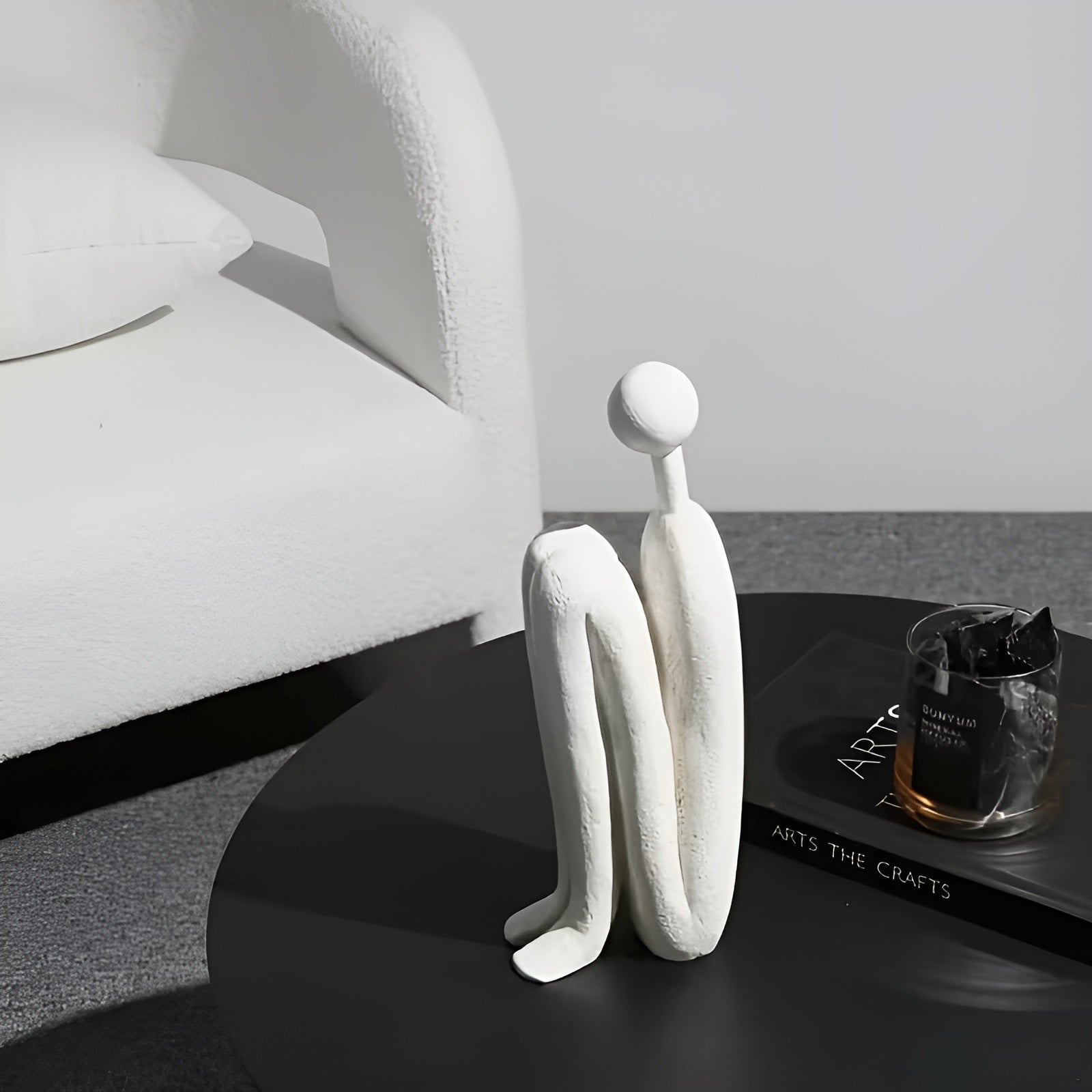 Skulptursett i Kunstharpiks (2 stk) – Moderne og Dekorative Menneskefigurer | Perfekt for Hylle og Stue - Figurer