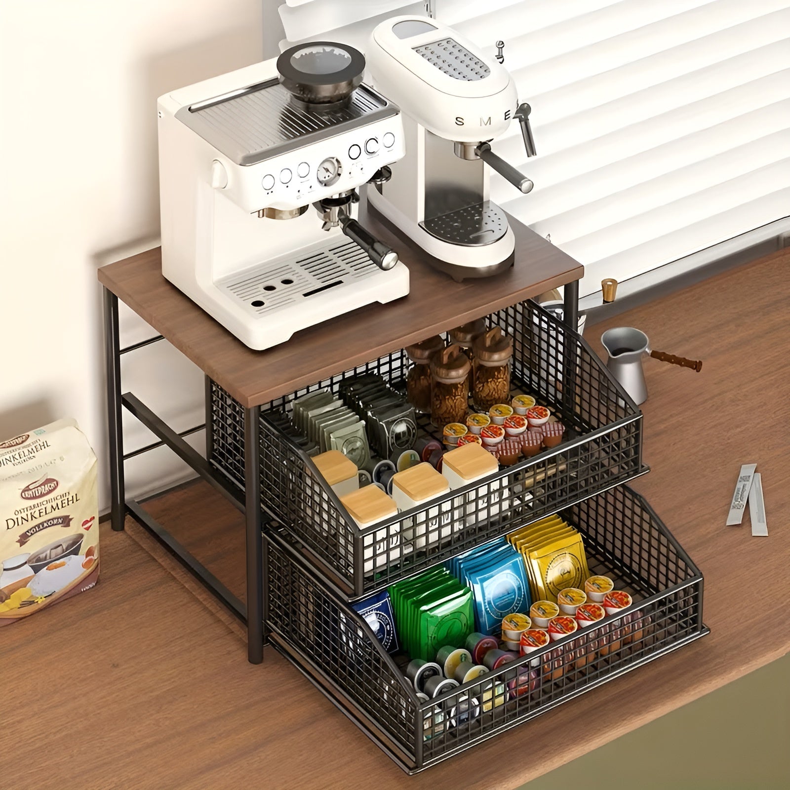 Benkeorganisator til Kjøkken – Praktisk Oppbevaring med Skuff og Metallkurv | Perfekt for Orden og Plassbesparelse