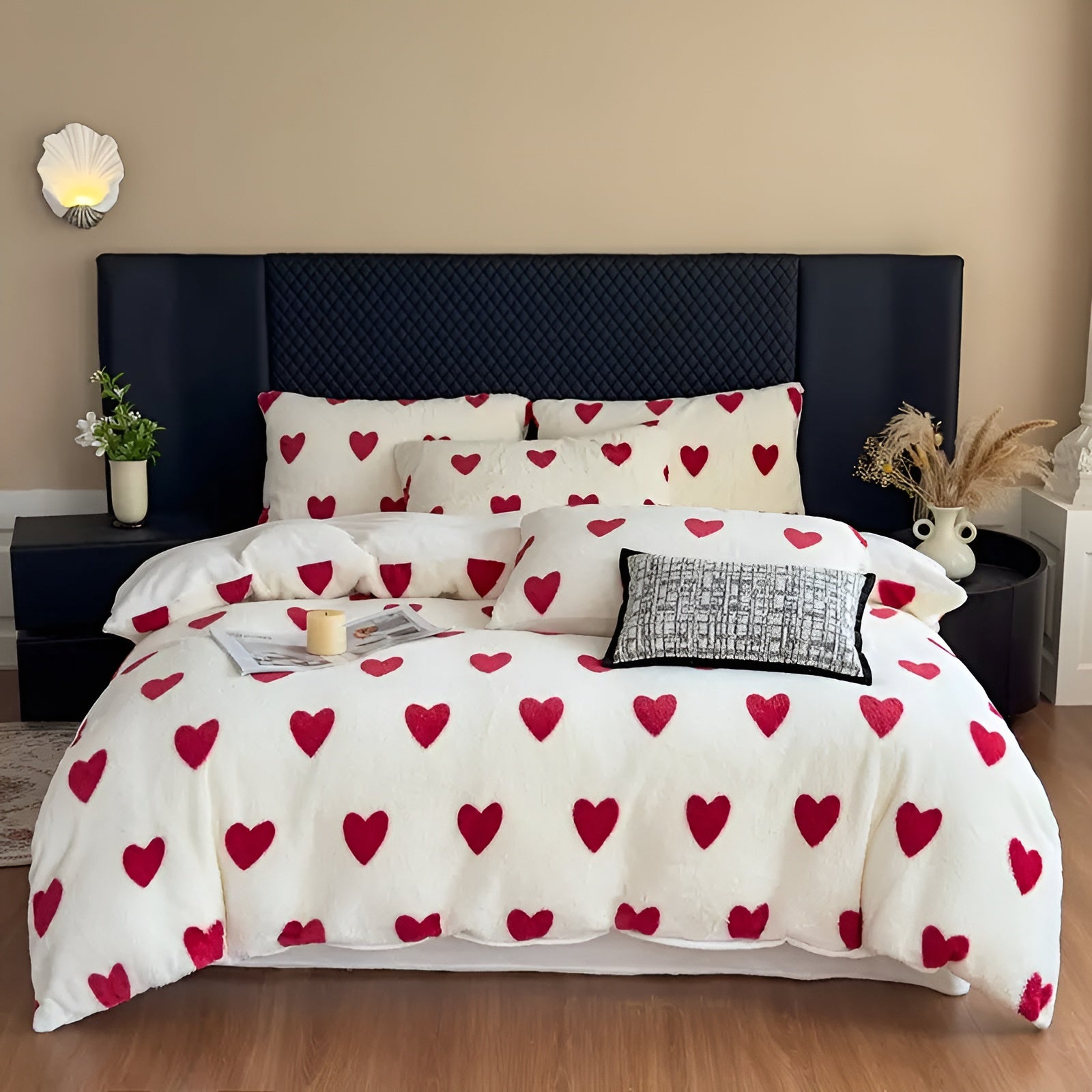 Sengetøysett med Hjertemønster – Mykt og Varmt | Koselig 3-delt Plysjsett i Lys Beige