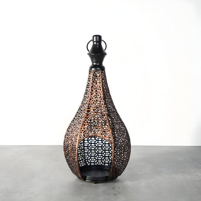 Svala – Lyslykt I Vintage Metall (Håndtak & Glasspaneler)