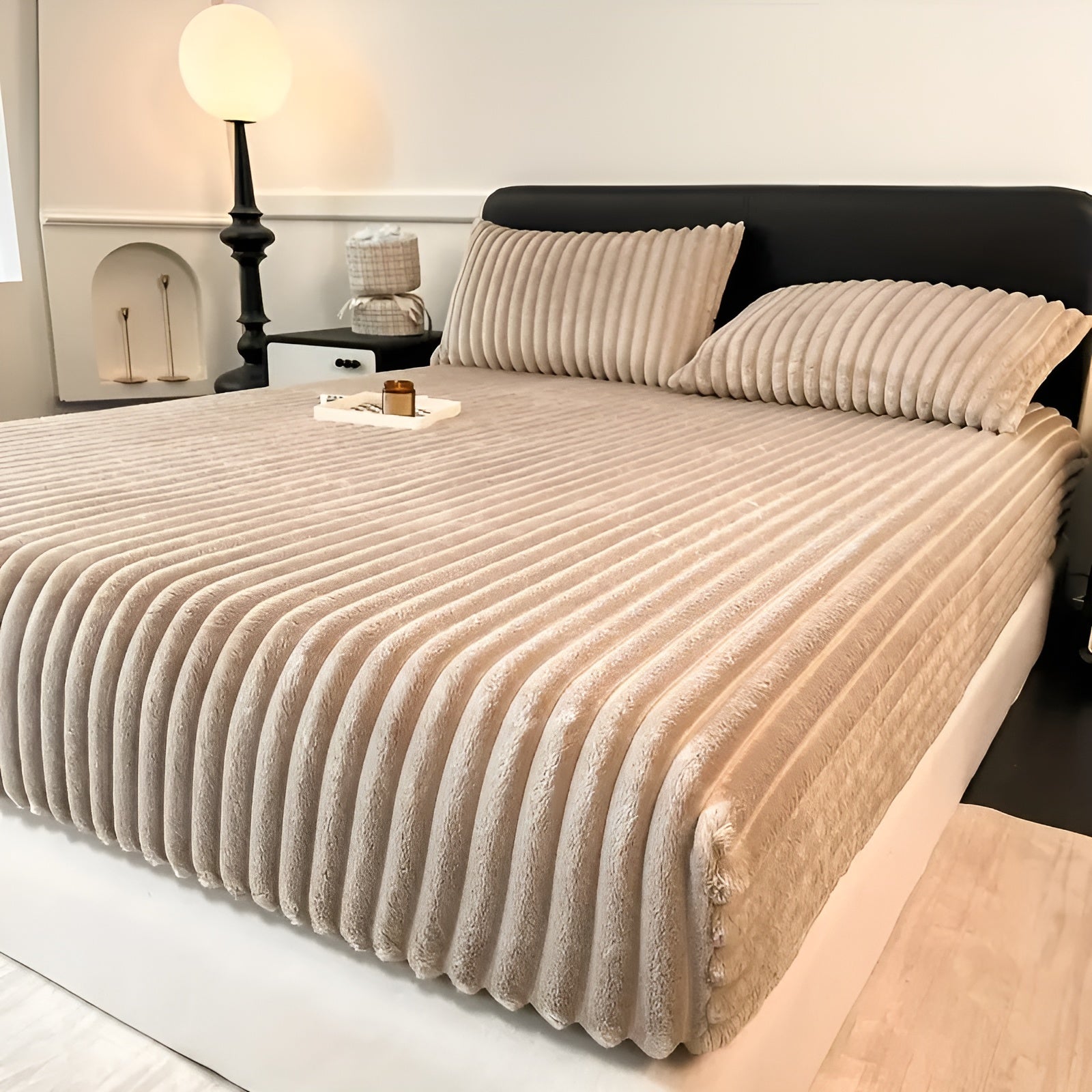 Spannbettlaken aus Milchsamt – Weich, Warm und Gemütlich | Perfekt für Herbst & Winter